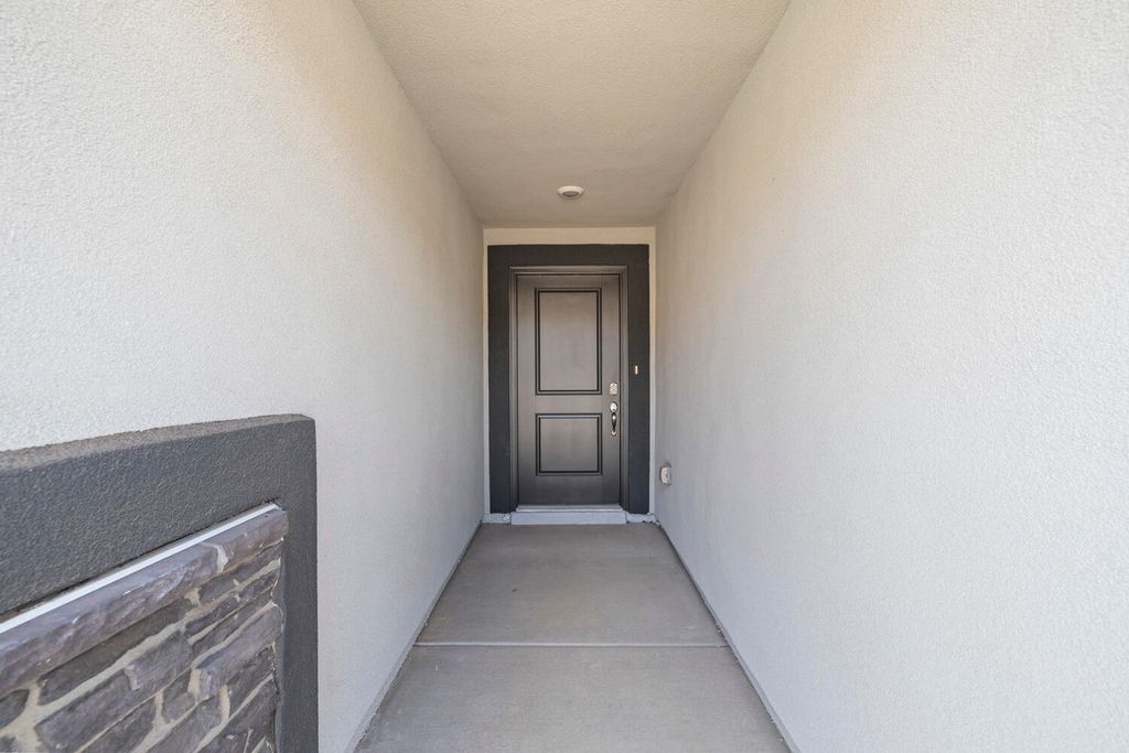 Photo of 2823 E Fireweed LN 2408 #2408, Washington, UT 84780 (MLS # 26-271639)