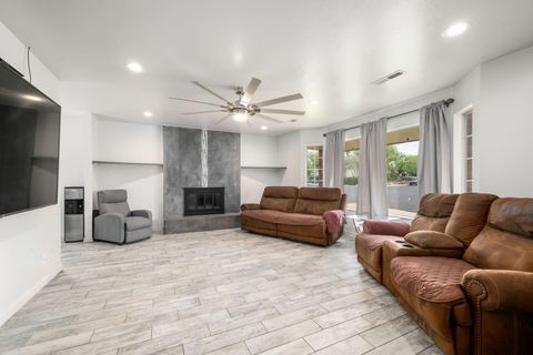 Tiny photo for 210 S 500 East E, Saint George, UT 84770 (MLS # 26-271437)