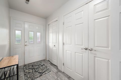 Tiny photo for 210 S 500 East E, Saint George, UT 84770 (MLS # 26-271437)