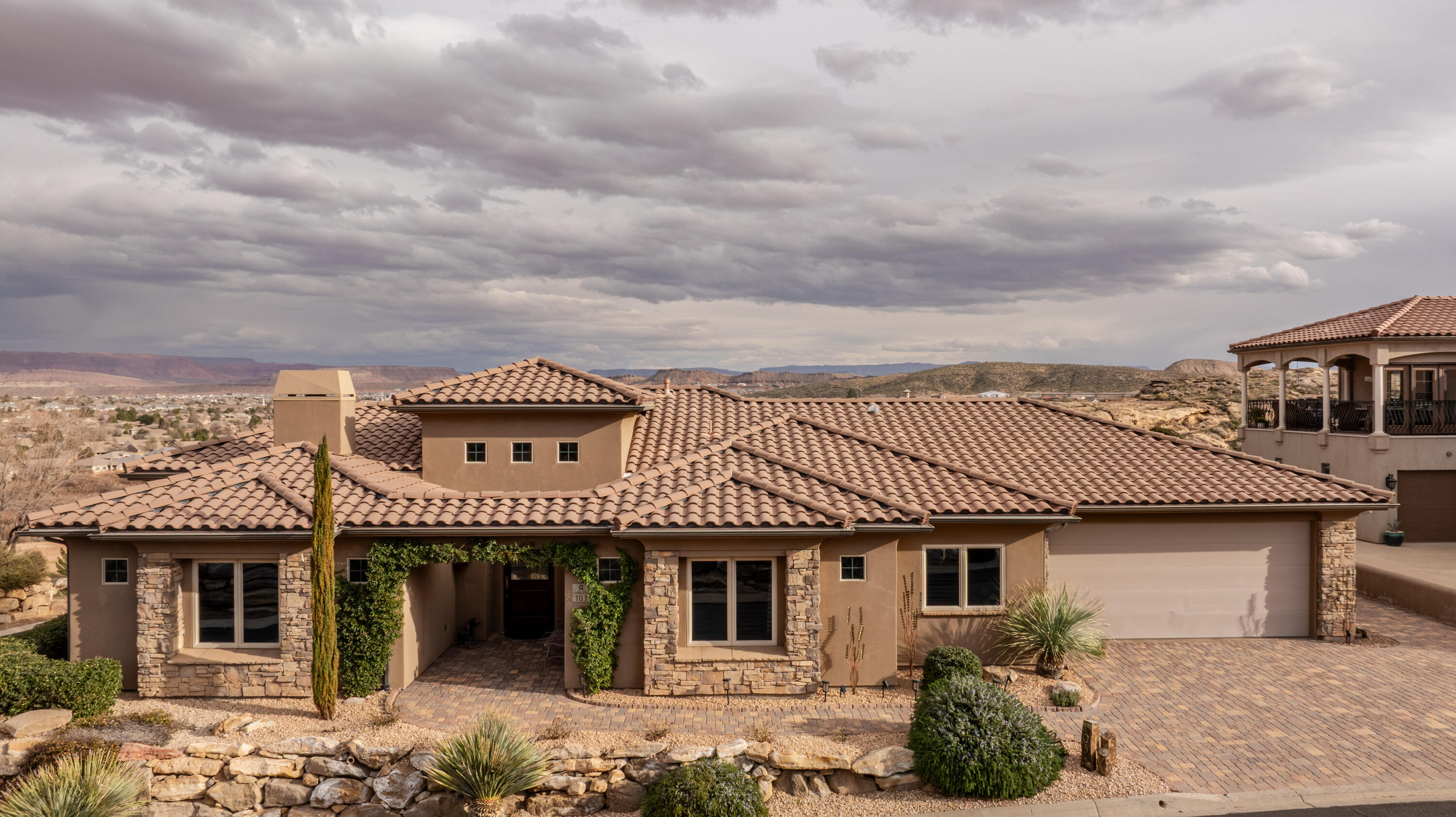 SIENNA RIDGE AT WEBB HILL - Residential