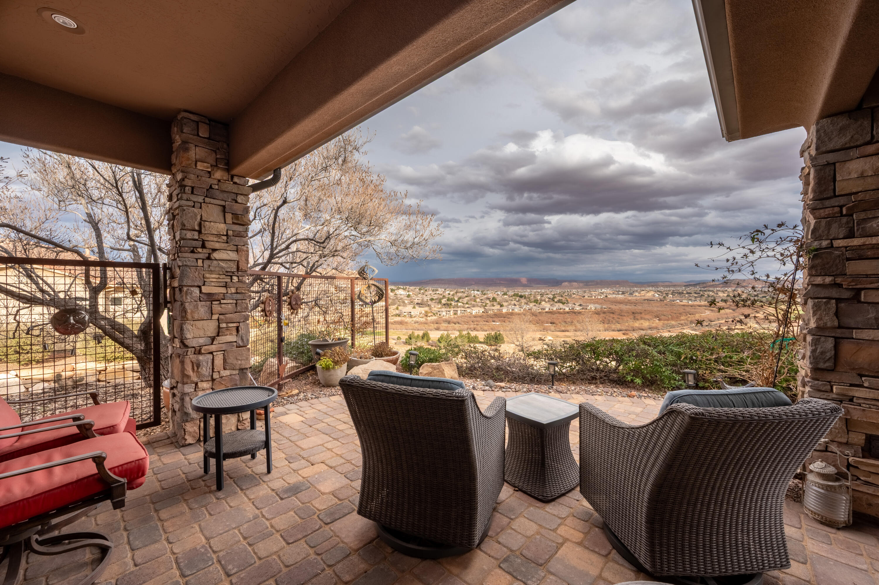 SIENNA RIDGE AT WEBB HILL - Residential