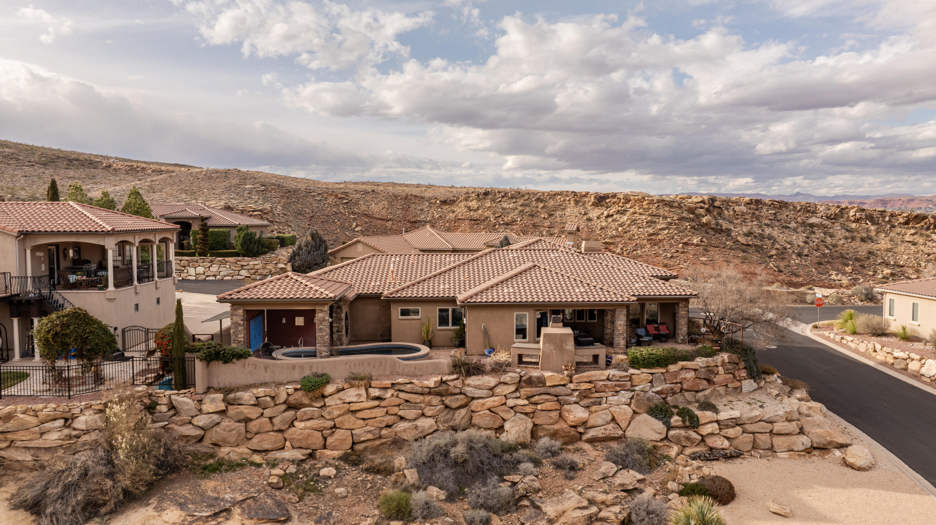 SIENNA RIDGE AT WEBB HILL - Residential