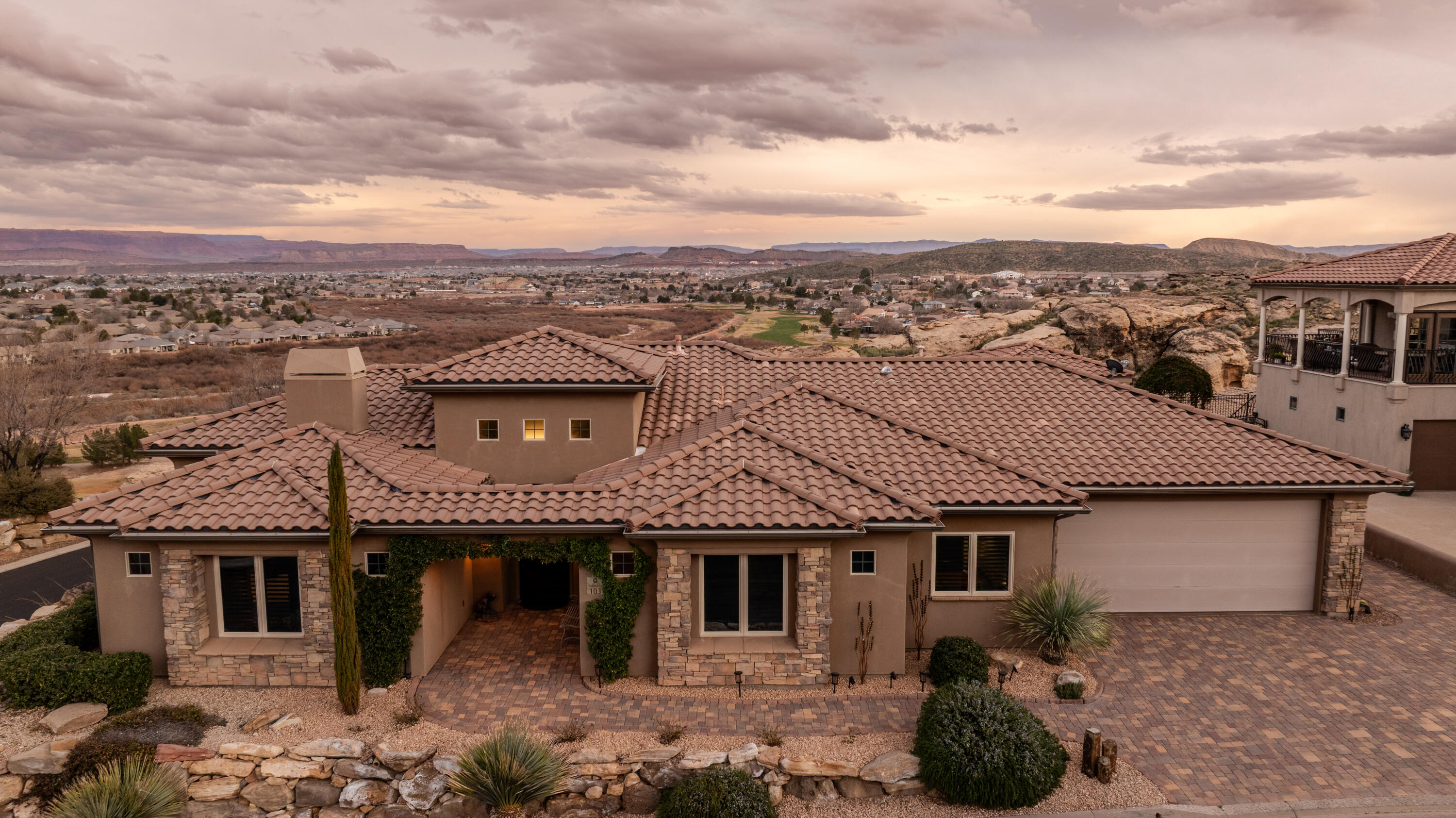 SIENNA RIDGE AT WEBB HILL - Residential