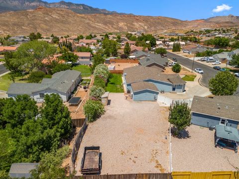 Tiny photo for 321 N 3420 W, Hurricane, UT 84737 (MLS # 26-273434)