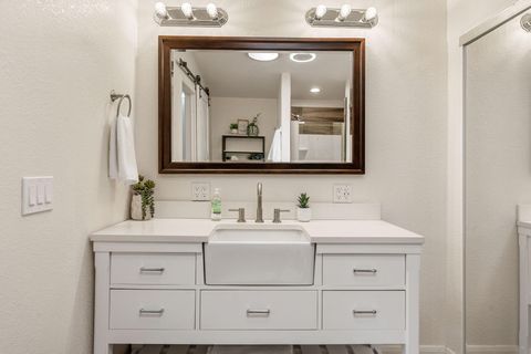 Tiny photo for 321 N 3420 W, Hurricane, UT 84737 (MLS # 26-273434)