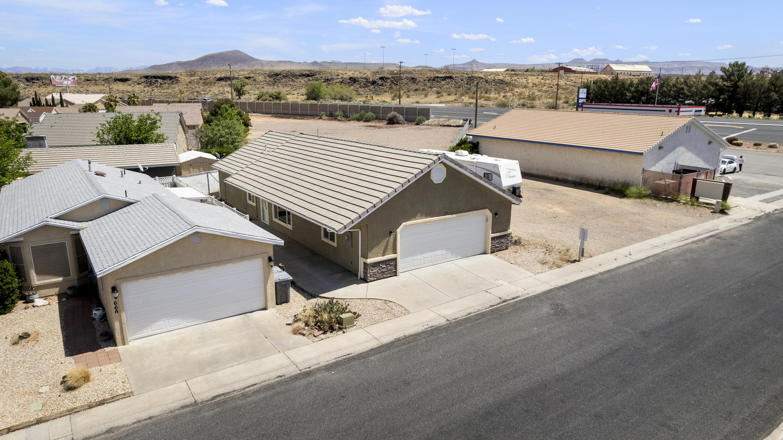 QUAIL LAKE ESTATES - Residential