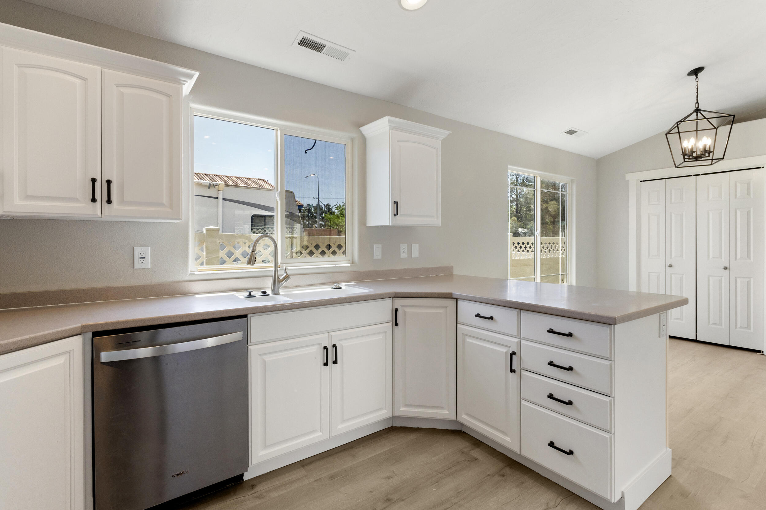 QUAIL LAKE ESTATES - Residential