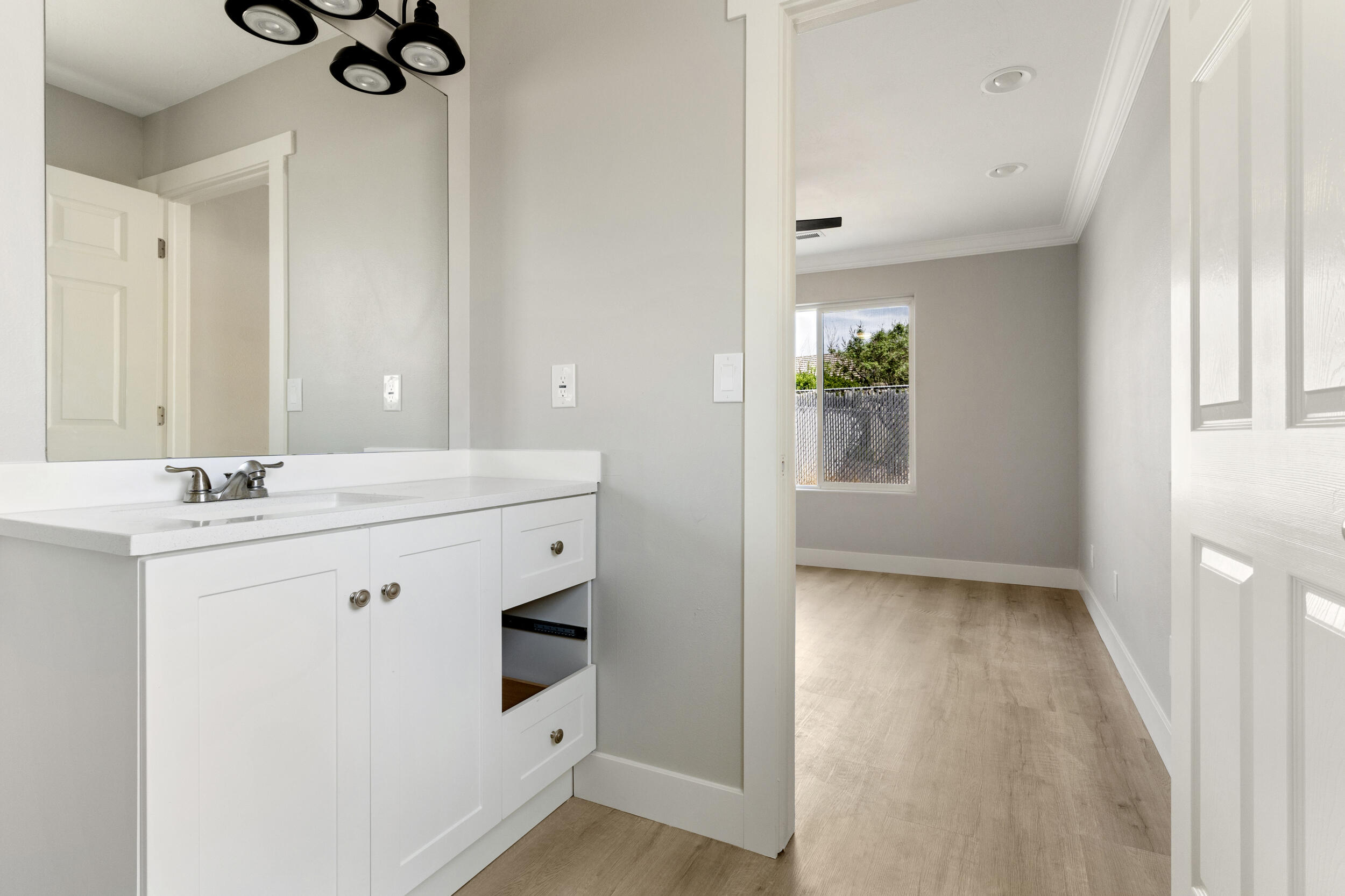 QUAIL LAKE ESTATES - Residential