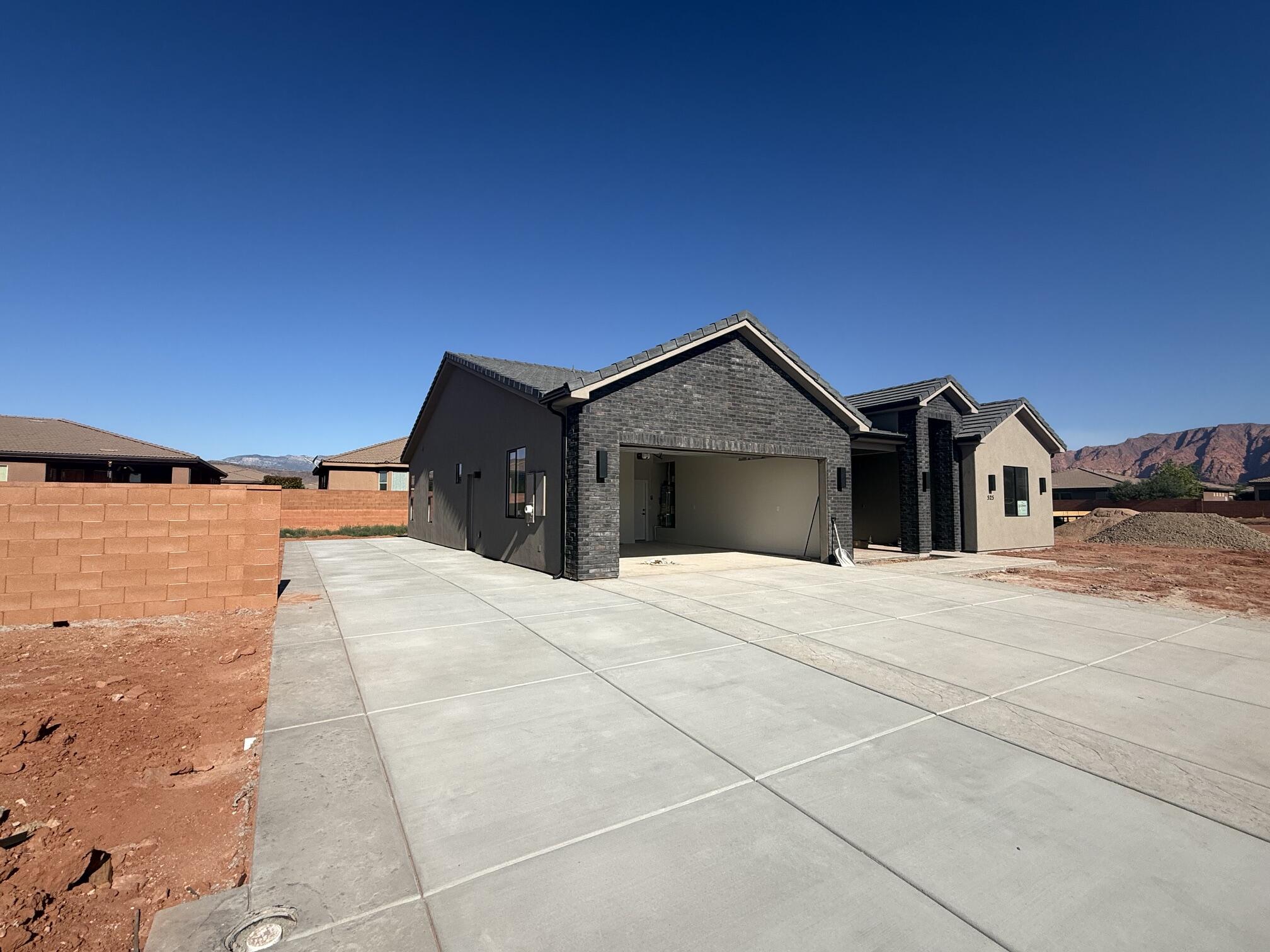 SERENITY ESTATES - Residential