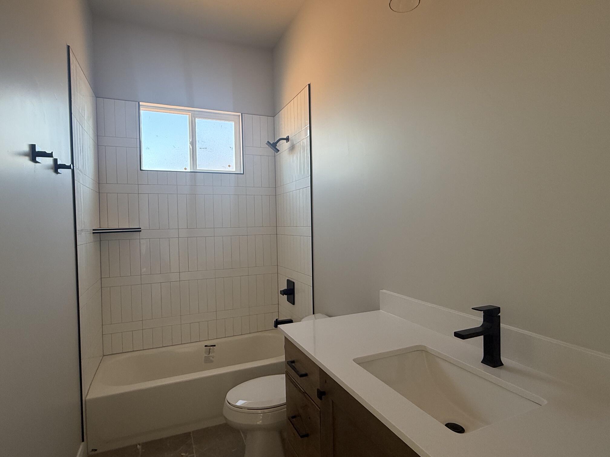 SERENITY ESTATES - Residential