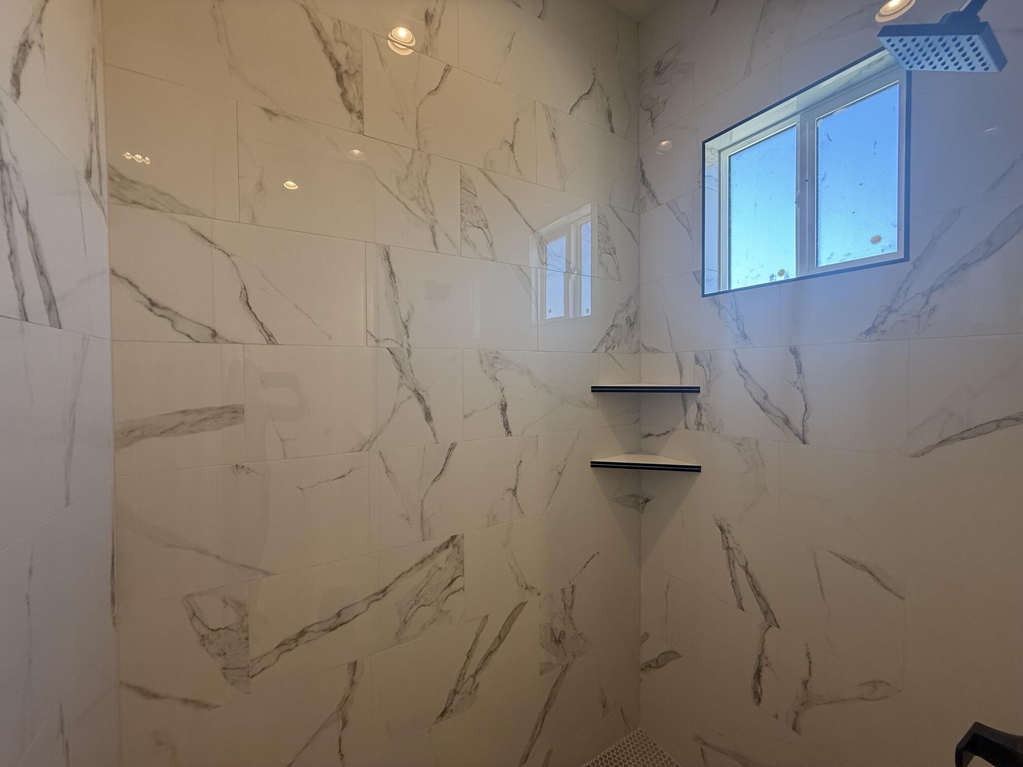 SERENITY ESTATES - Residential
