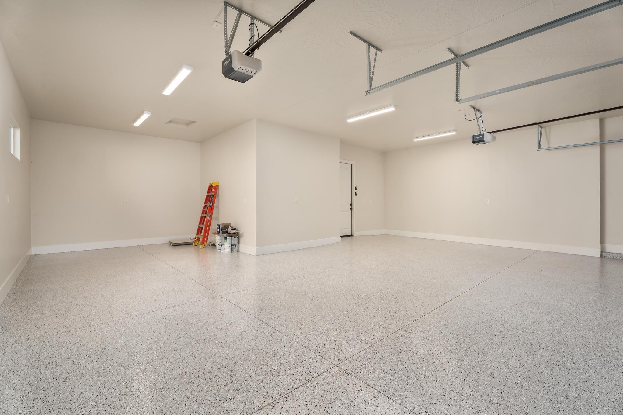 ESTATES AT BURKE SPRINGS - Residential