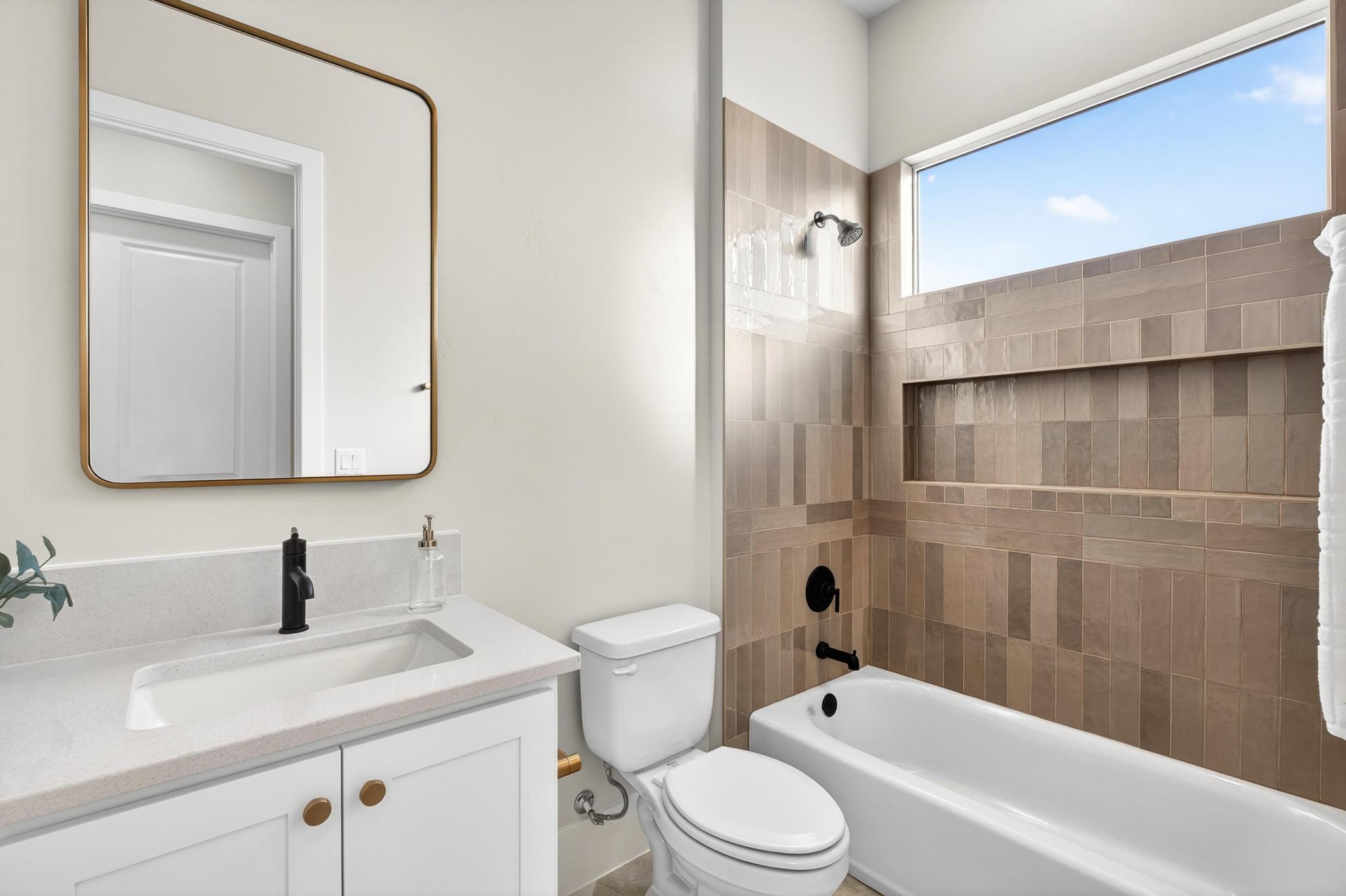 ESTATES AT BURKE SPRINGS - Residential