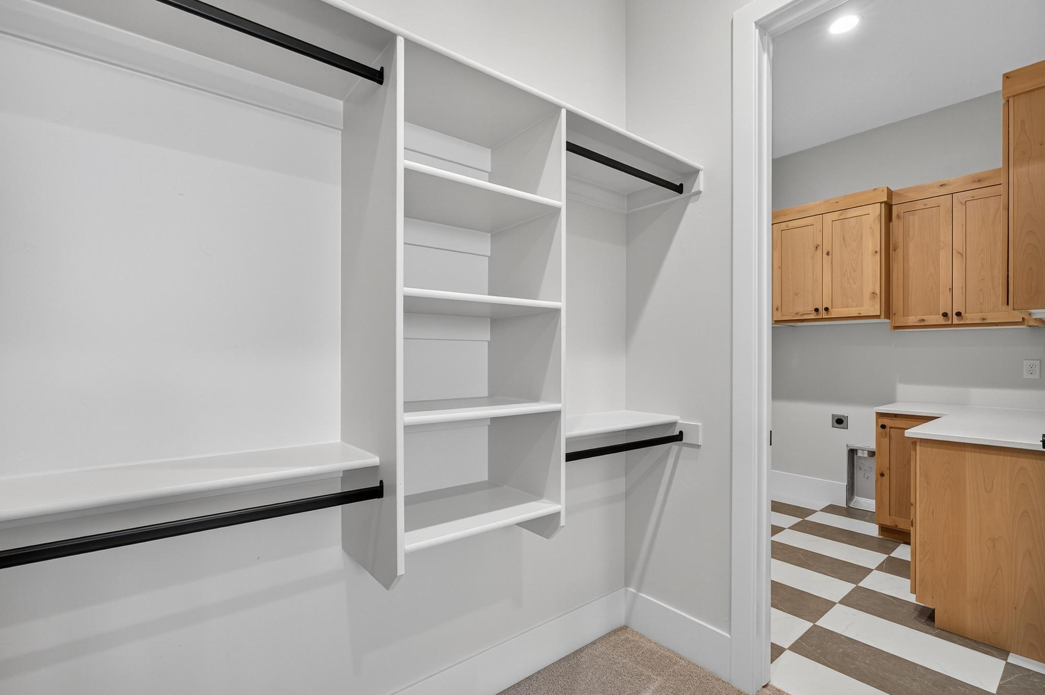 ESTATES AT BURKE SPRINGS - Residential