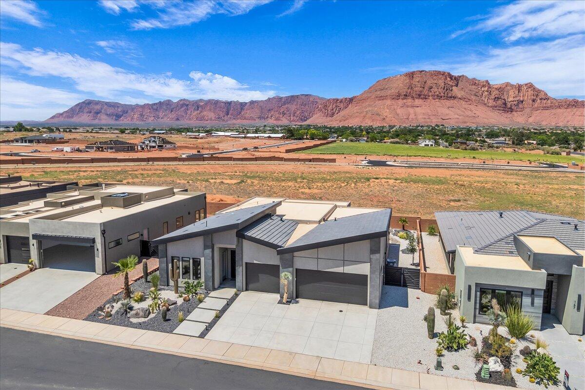 RED MOUNTAIN TERRACE - Residential