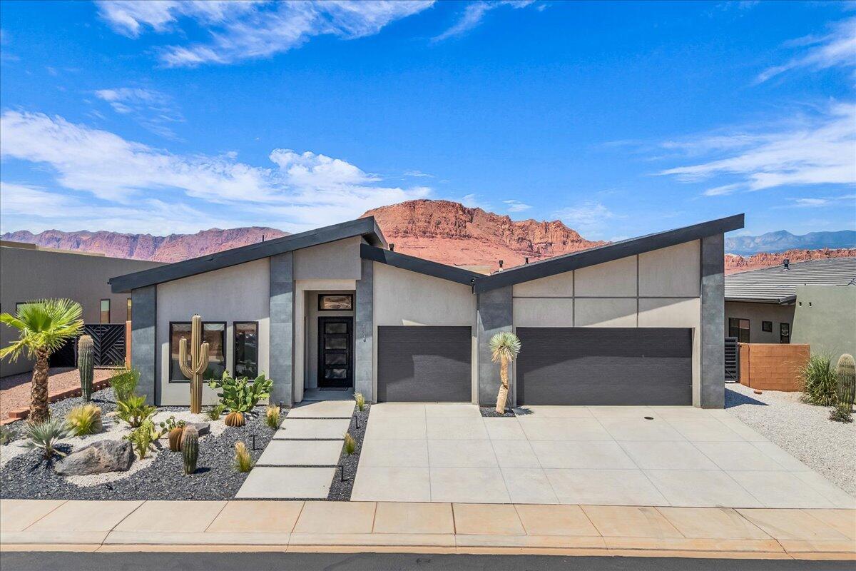 RED MOUNTAIN TERRACE - Residential