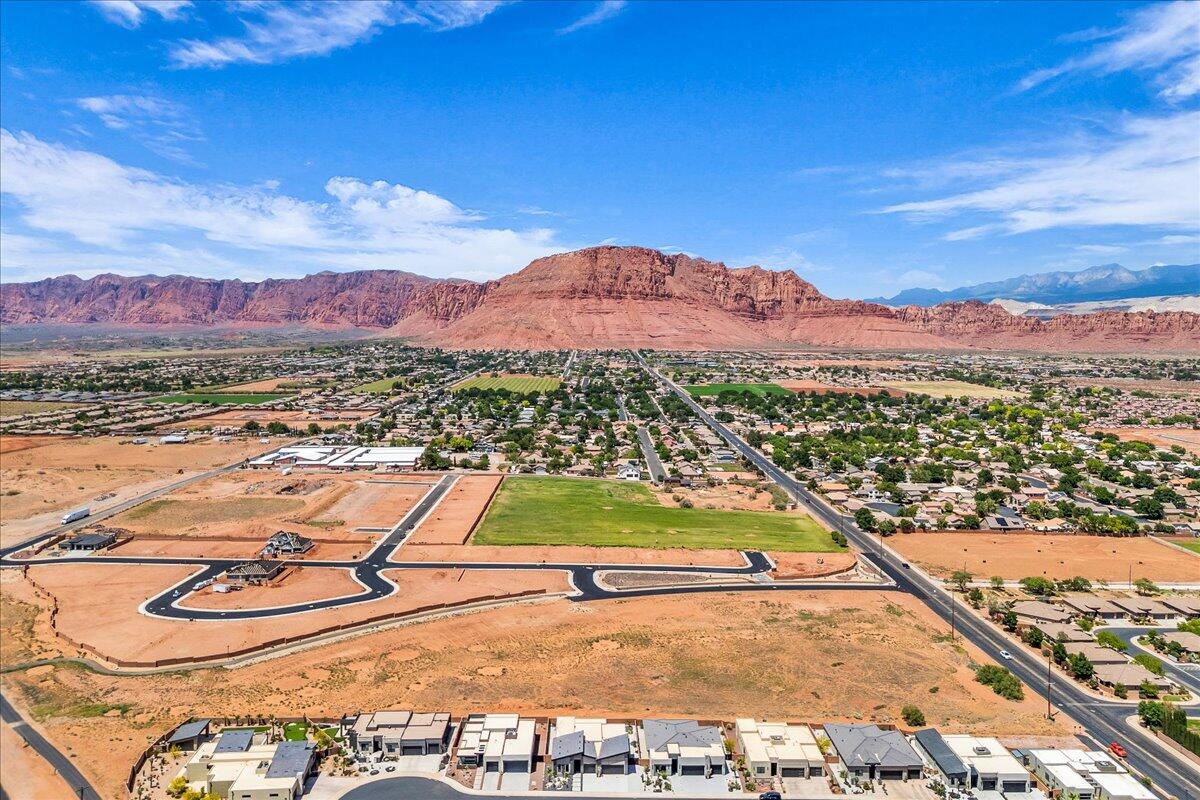 RED MOUNTAIN TERRACE - Residential