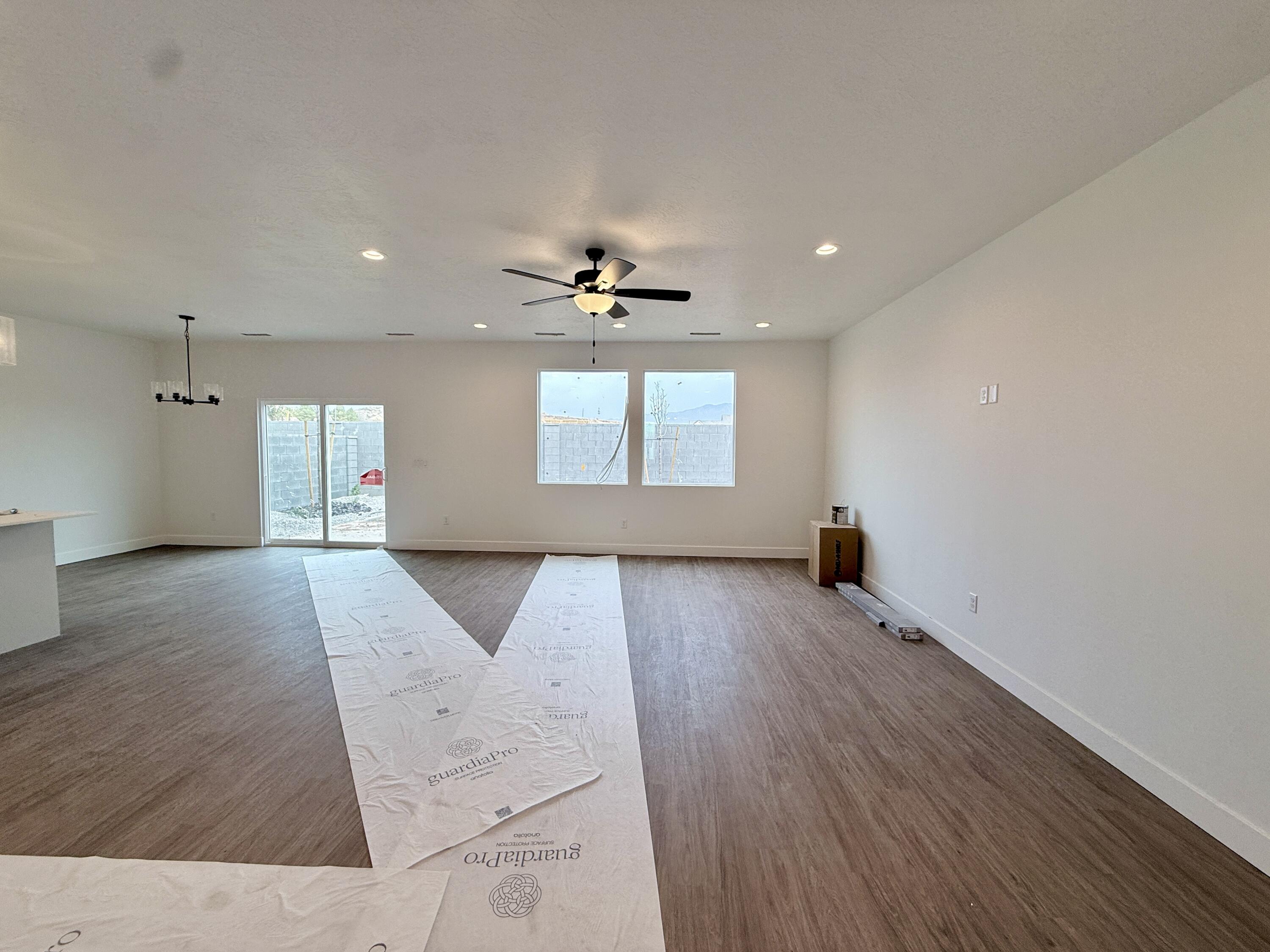 SUNIVA - Residential