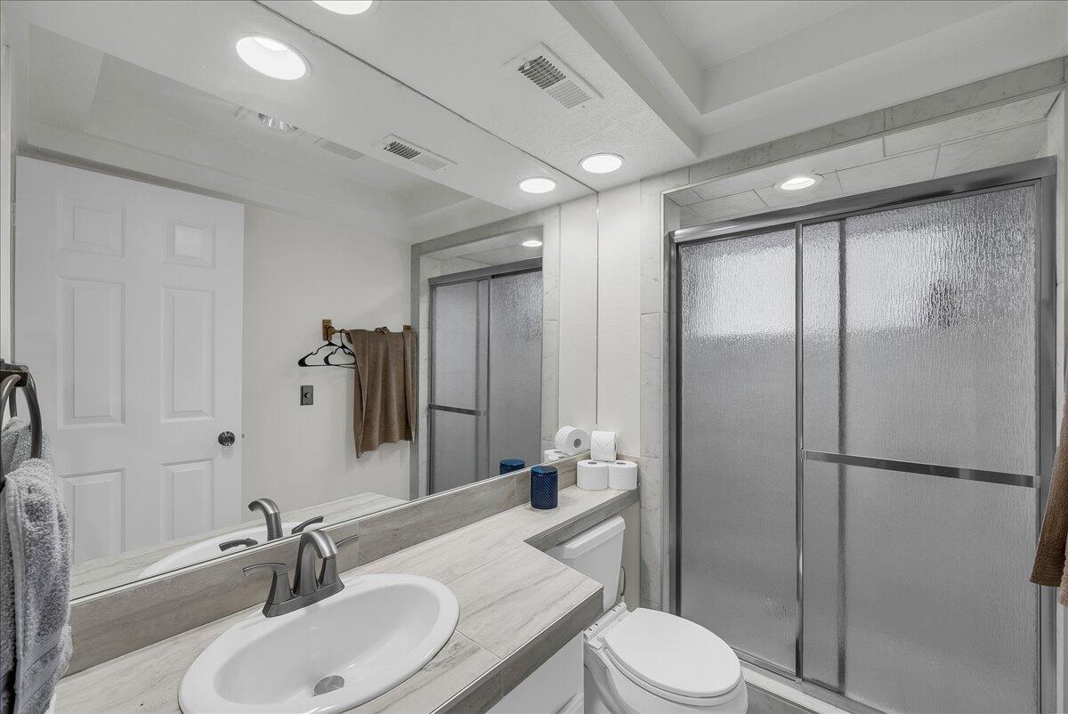 TAMARACK - ST GEORGE GOLF CLUB CONDOS - Residential