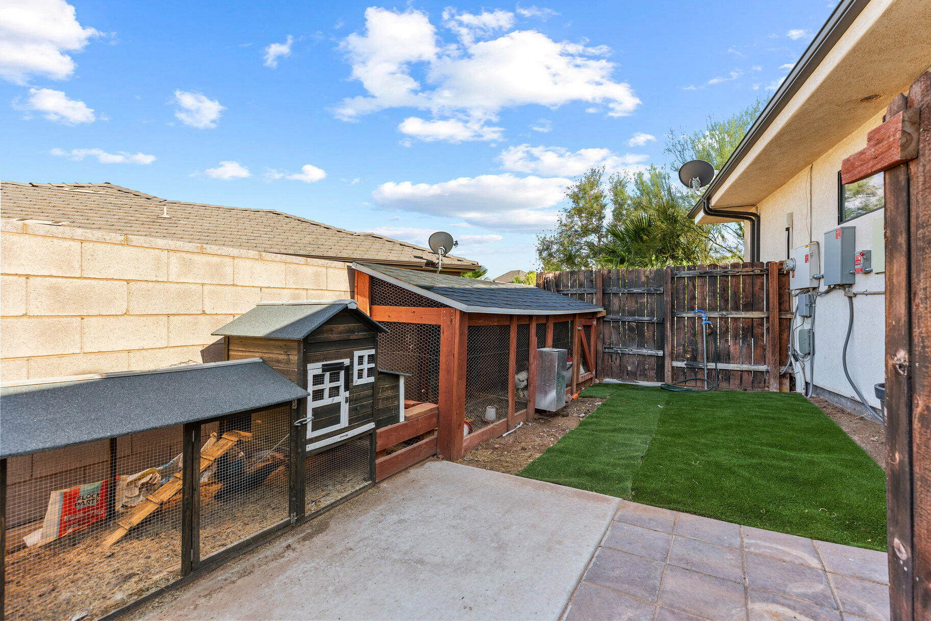 SUNSET RIDGE - Residential