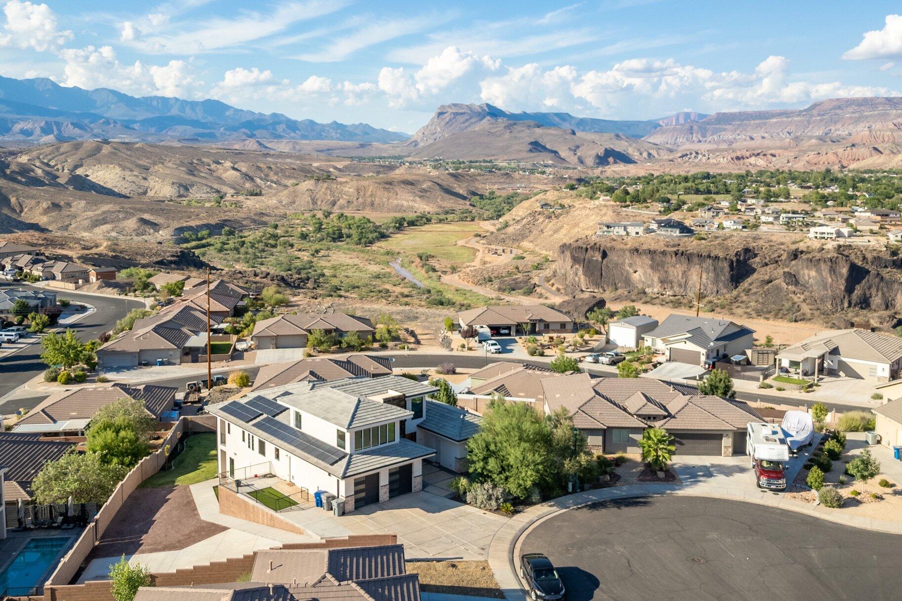 SUNSET RIDGE - Residential