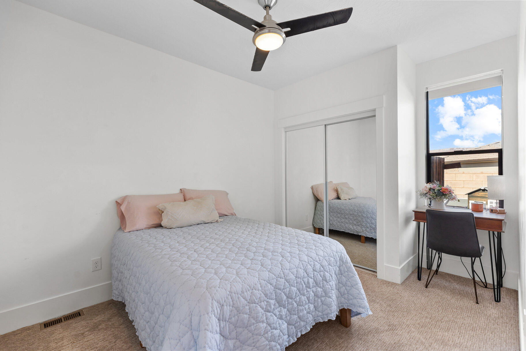 SUNSET RIDGE - Residential