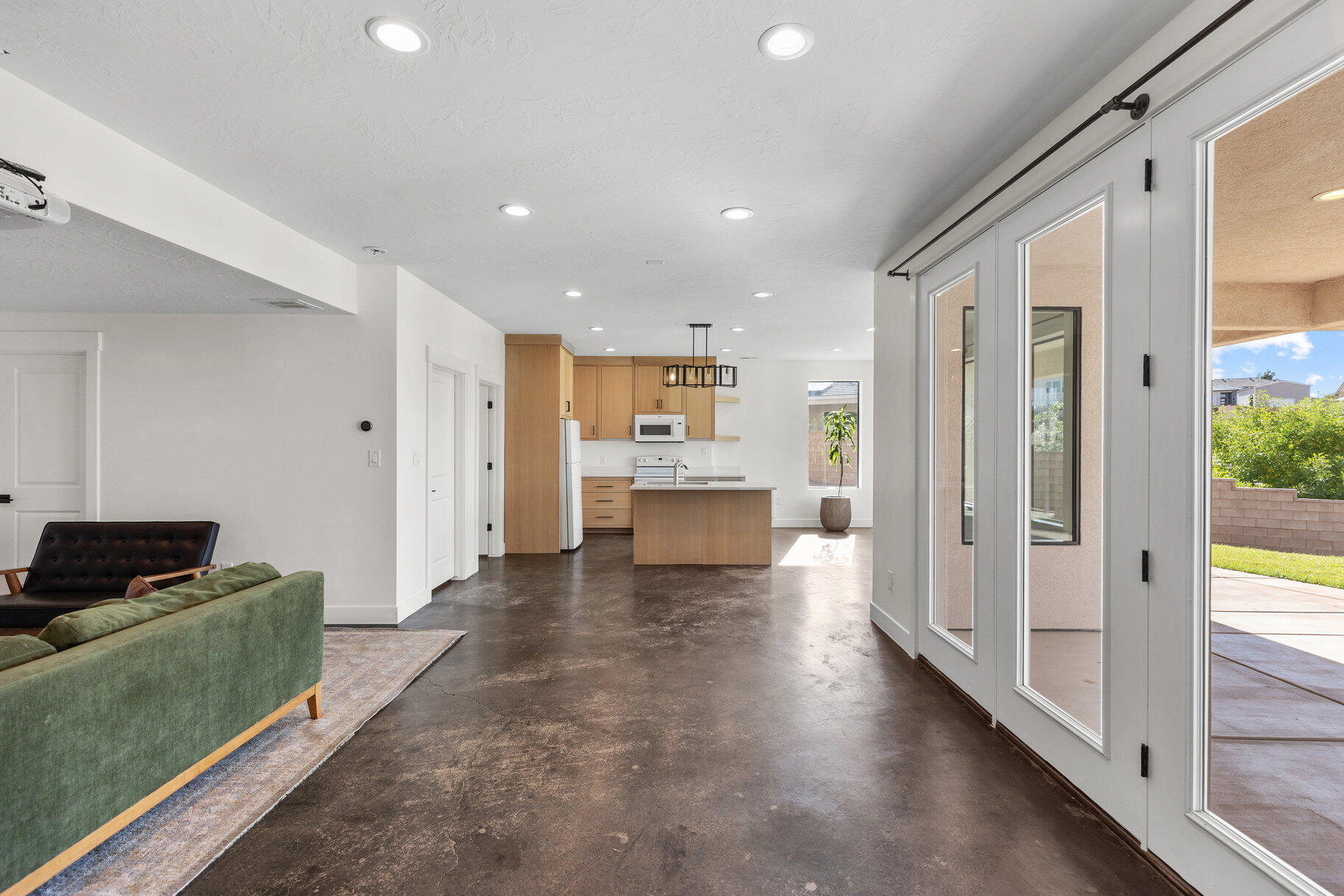 SUNSET RIDGE - Residential