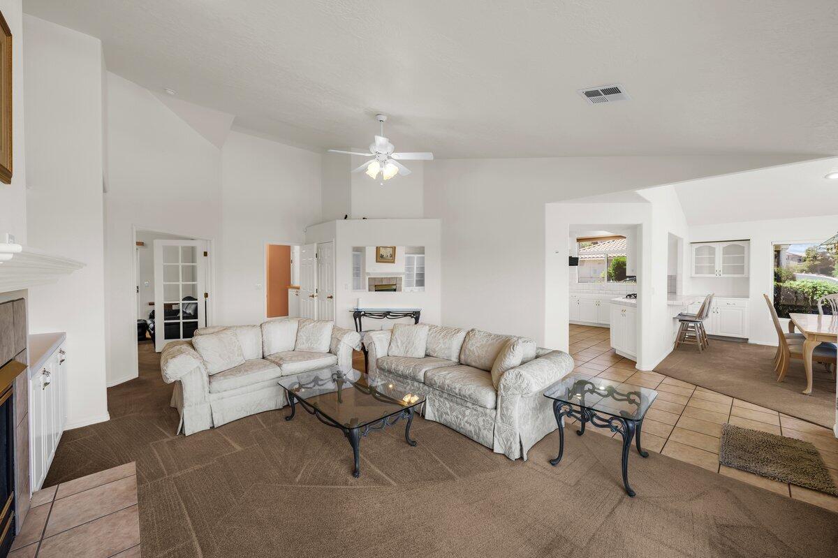 MIRAGE ESTATES - Residential