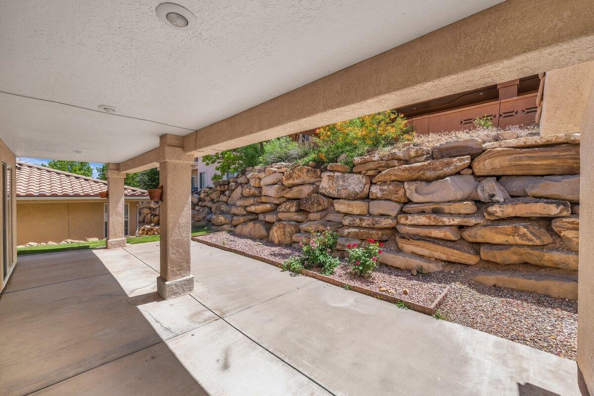 MIRAGE ESTATES - Residential