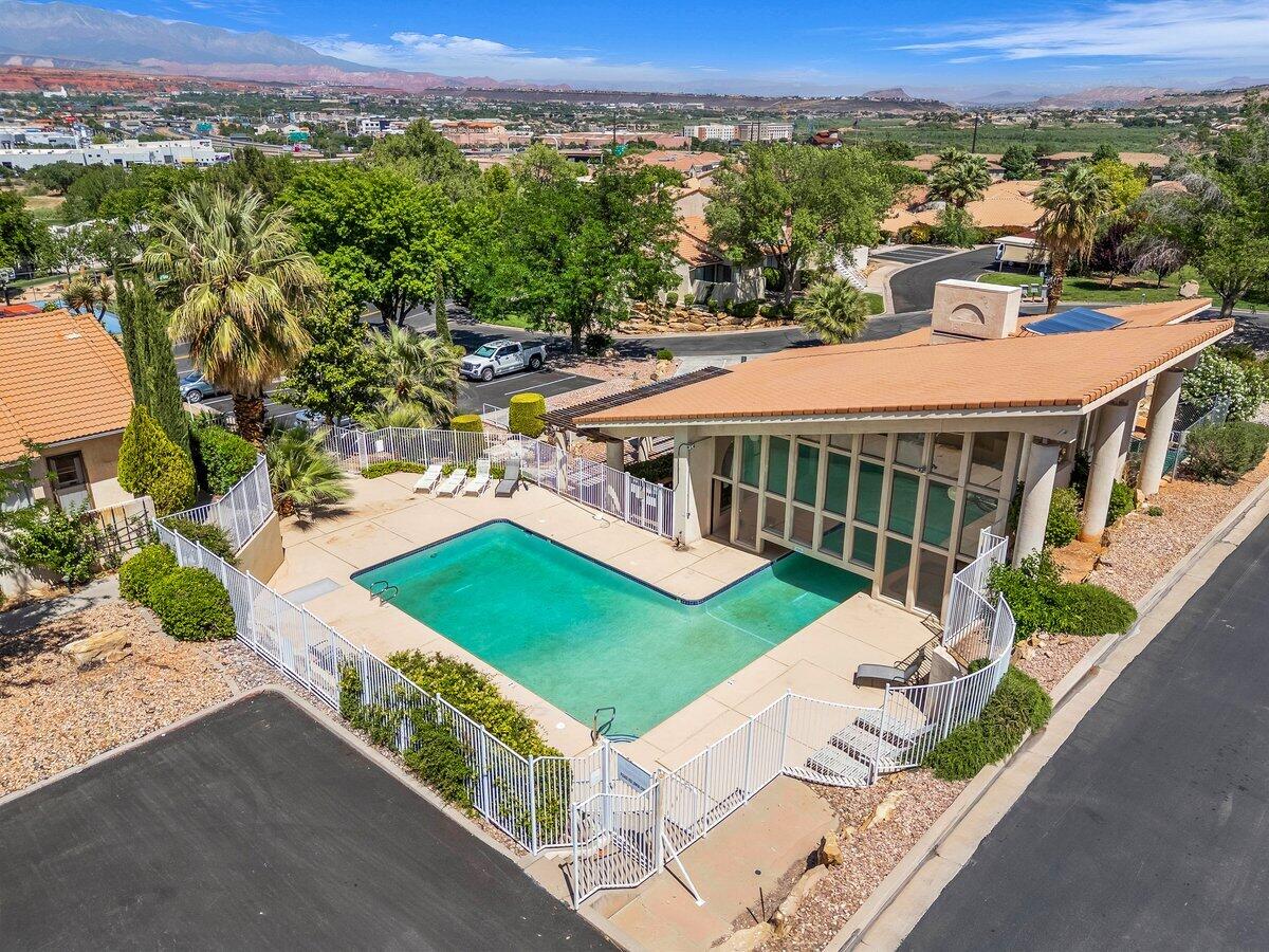 MIRAGE ESTATES - Residential