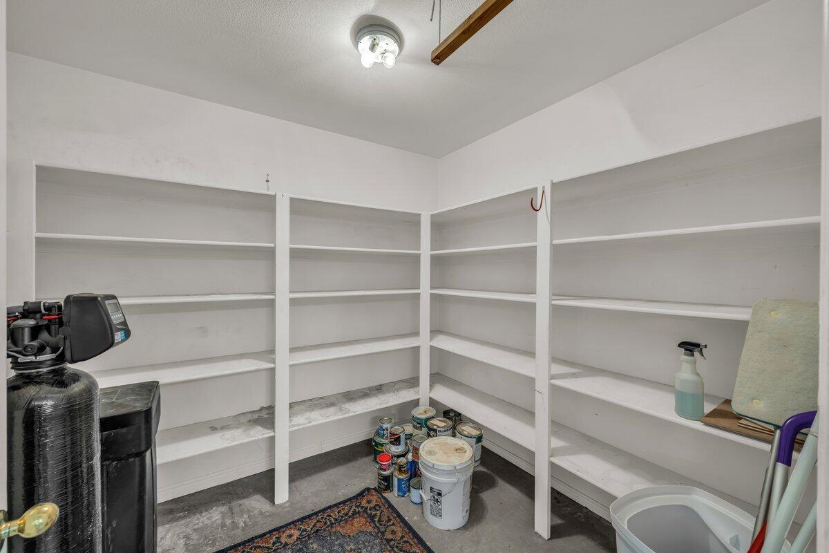 MIRAGE ESTATES - Residential