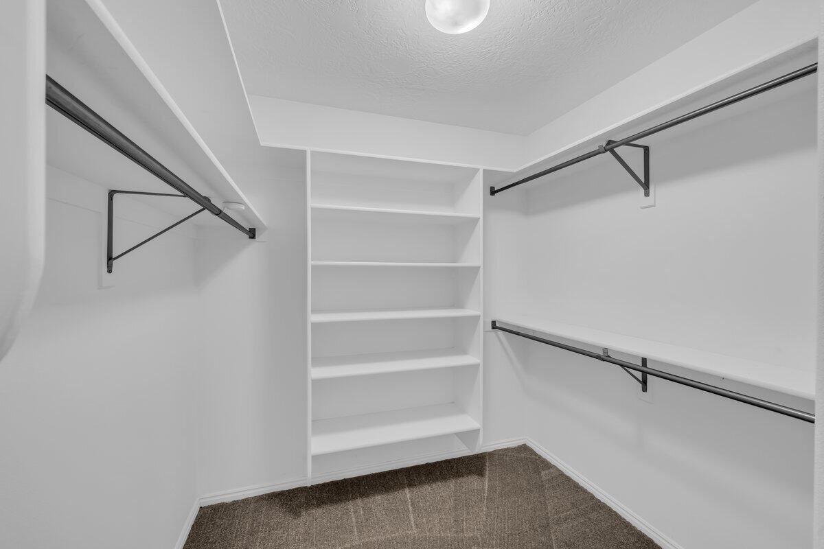 MIRAGE ESTATES - Residential