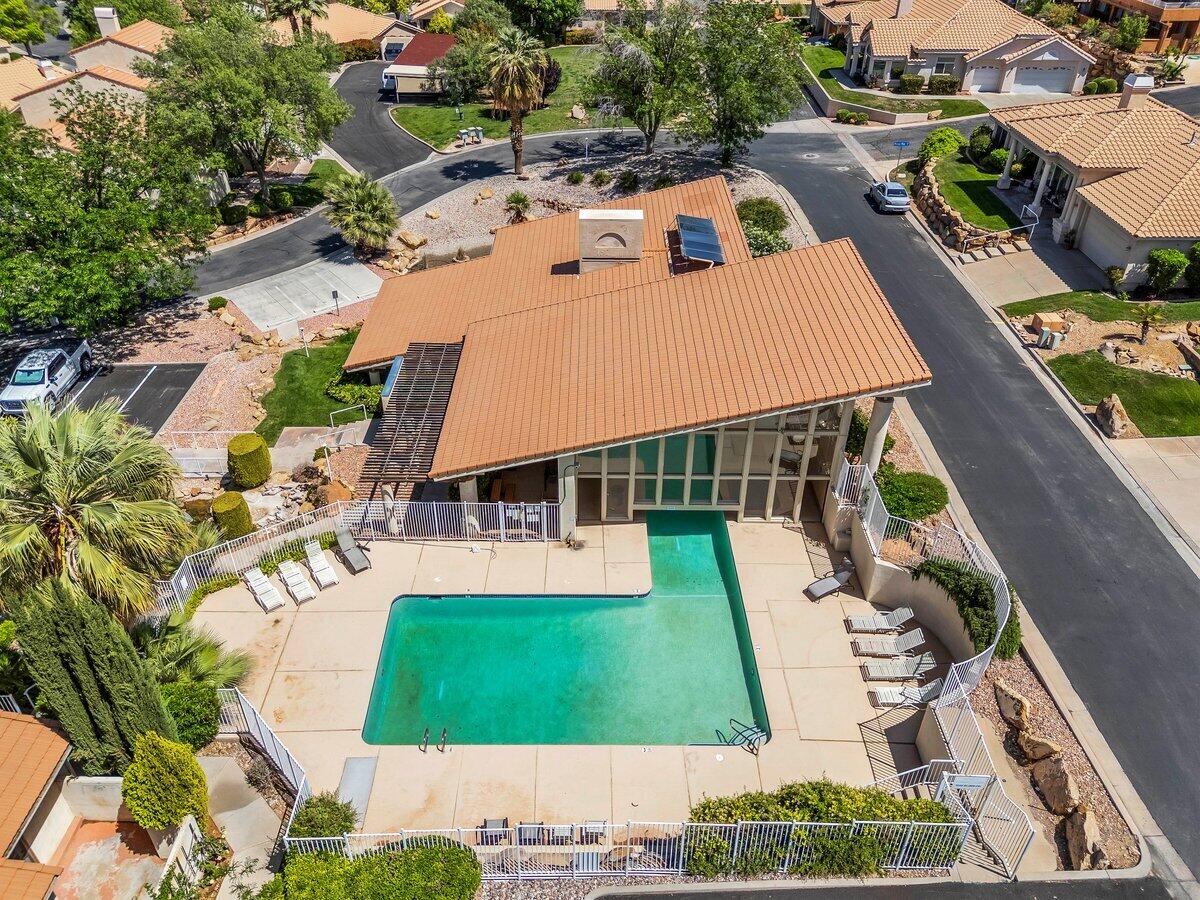 MIRAGE ESTATES - Residential