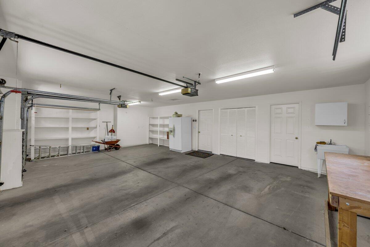 MIRAGE ESTATES - Residential