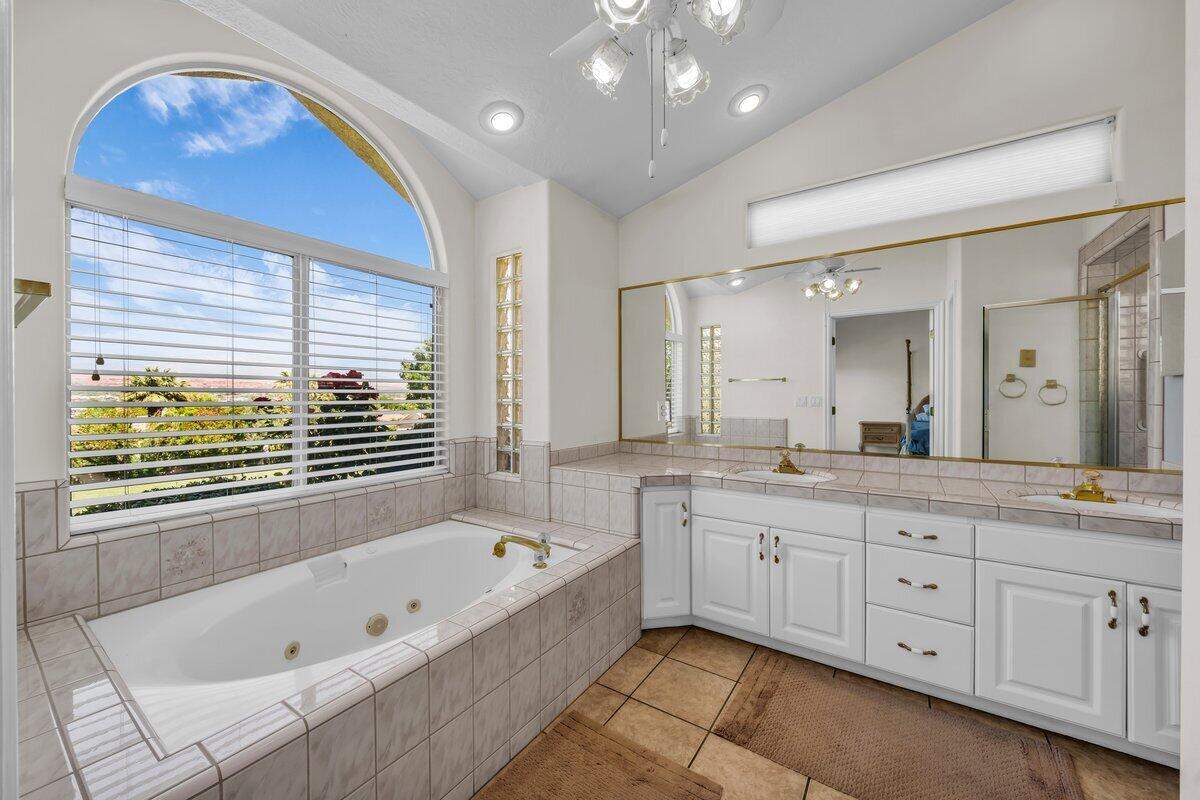 MIRAGE ESTATES - Residential