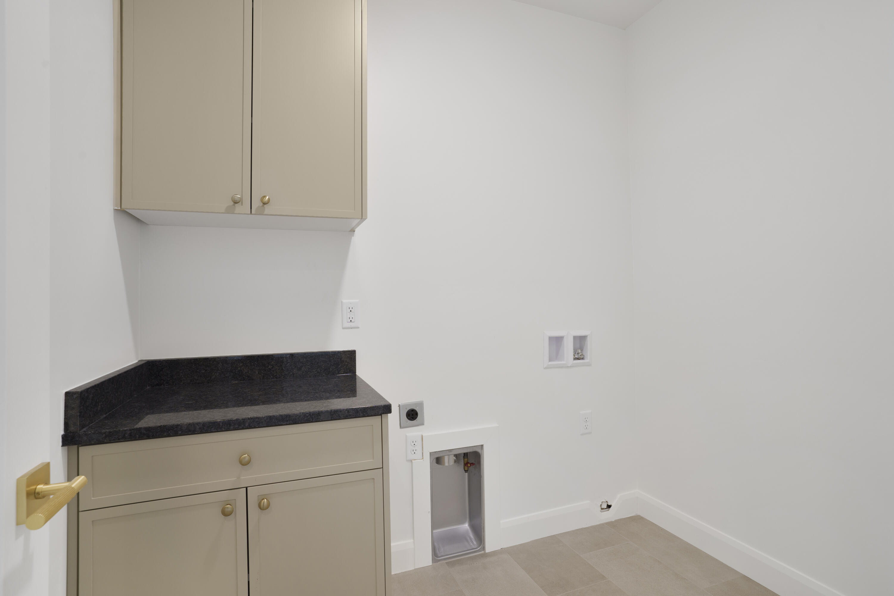 MANGATA TOWNHOMES - Residential