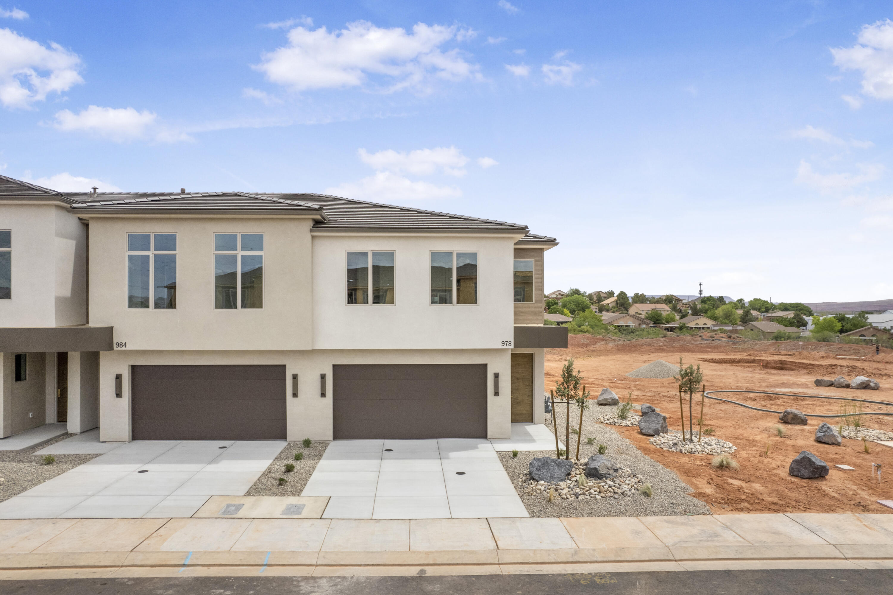 MANGATA TOWNHOMES - Residential
