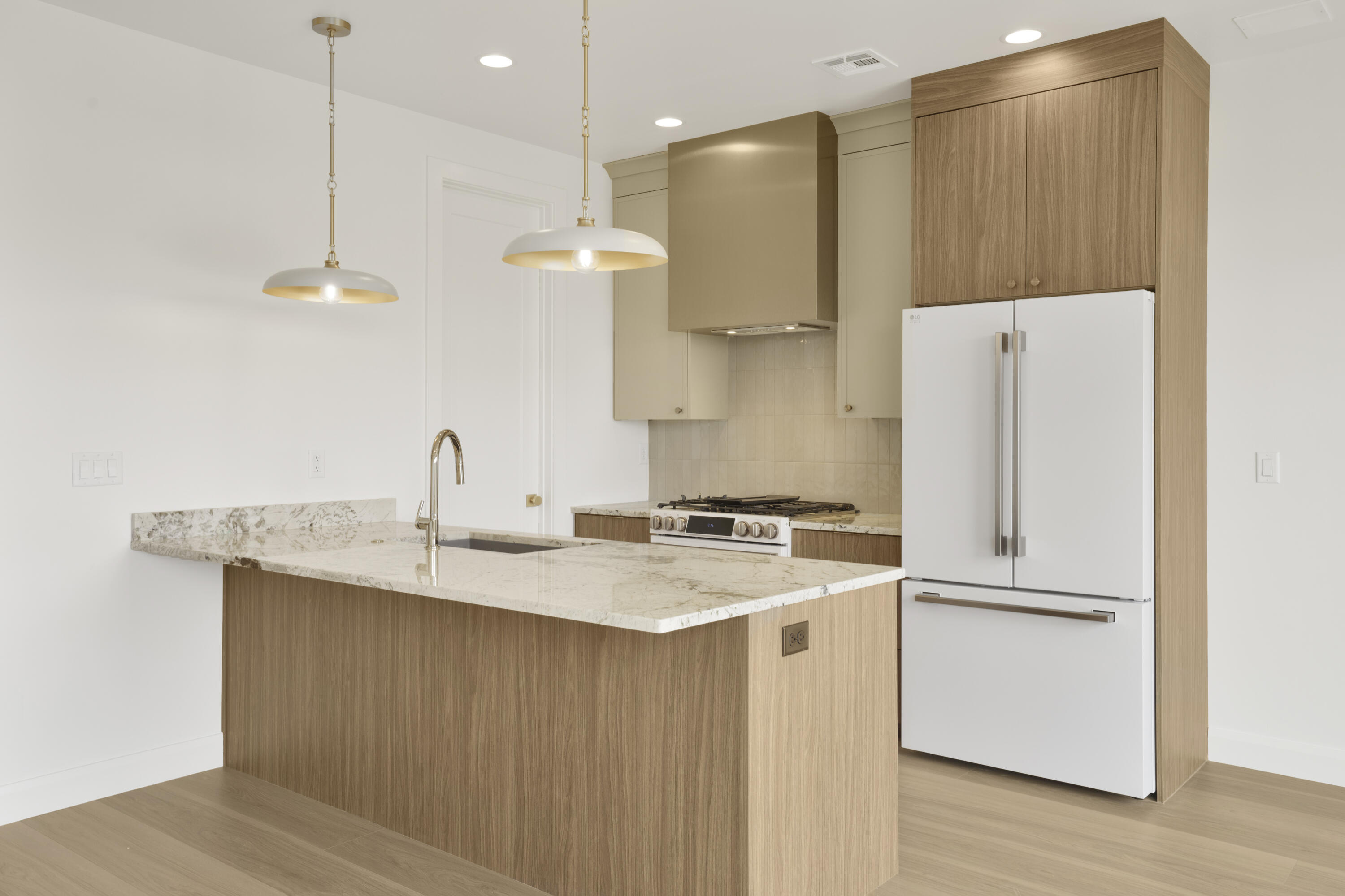 MANGATA TOWNHOMES - Residential