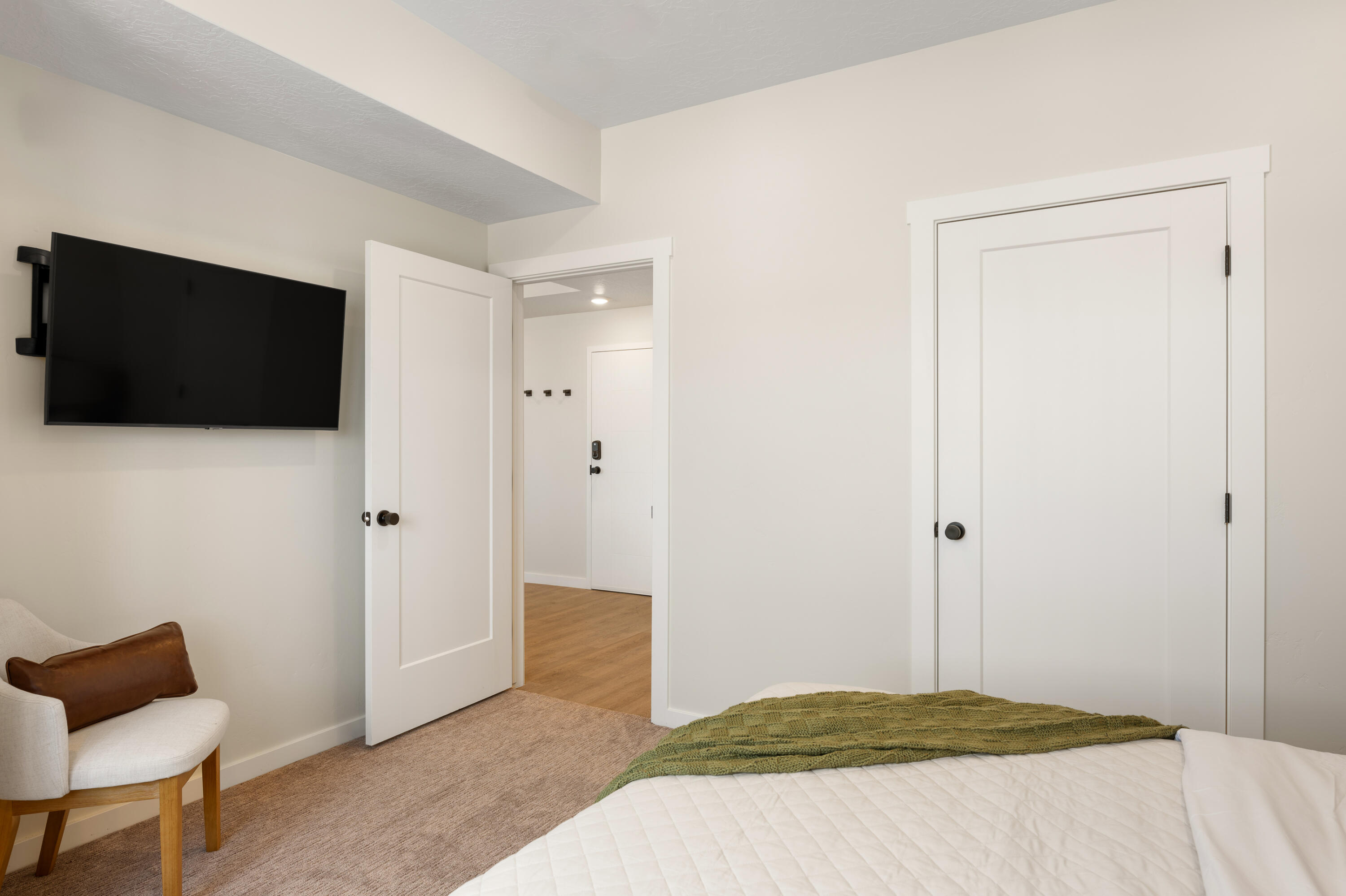 COVE CONDO'S - Residential