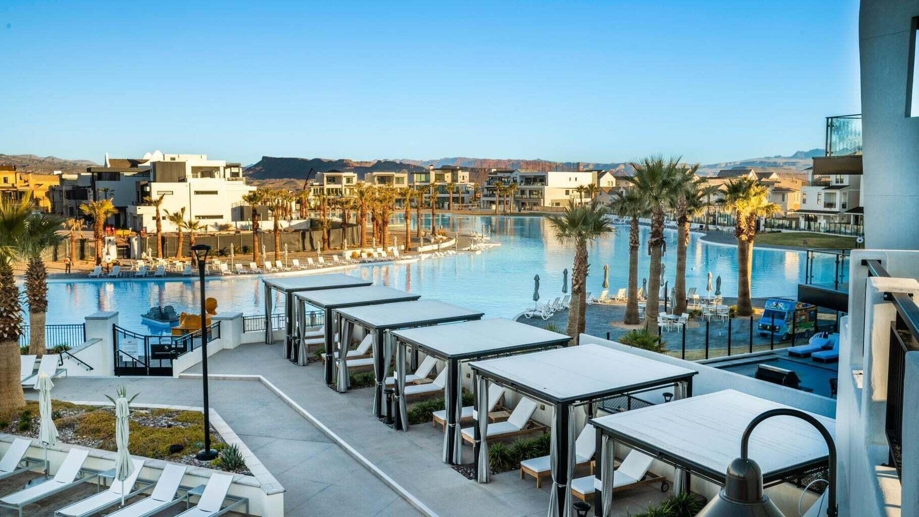 COVE CONDO'S - Residential