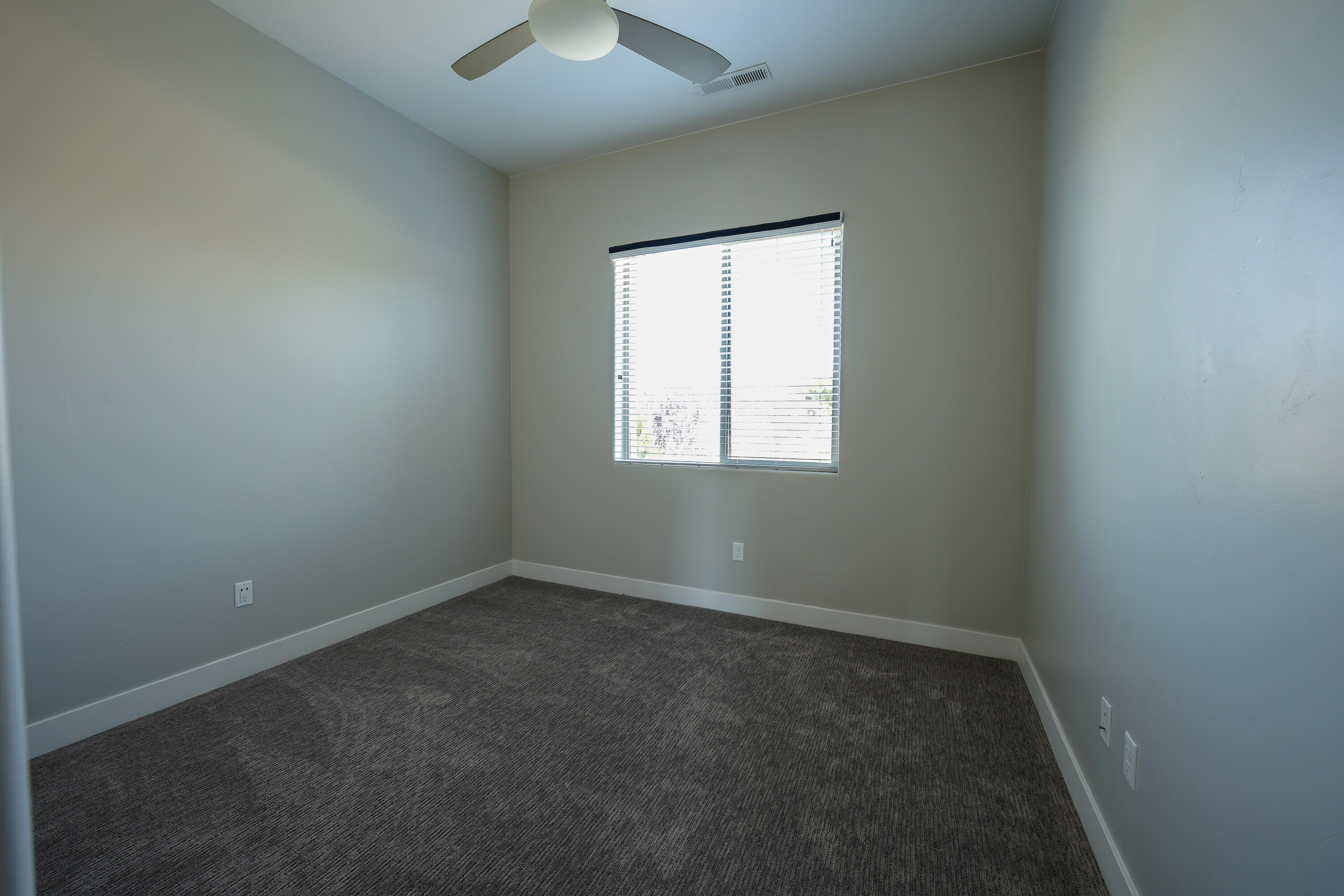 HIGH CHAPARRAL AT THE WASHINGTON BENCH - Residential