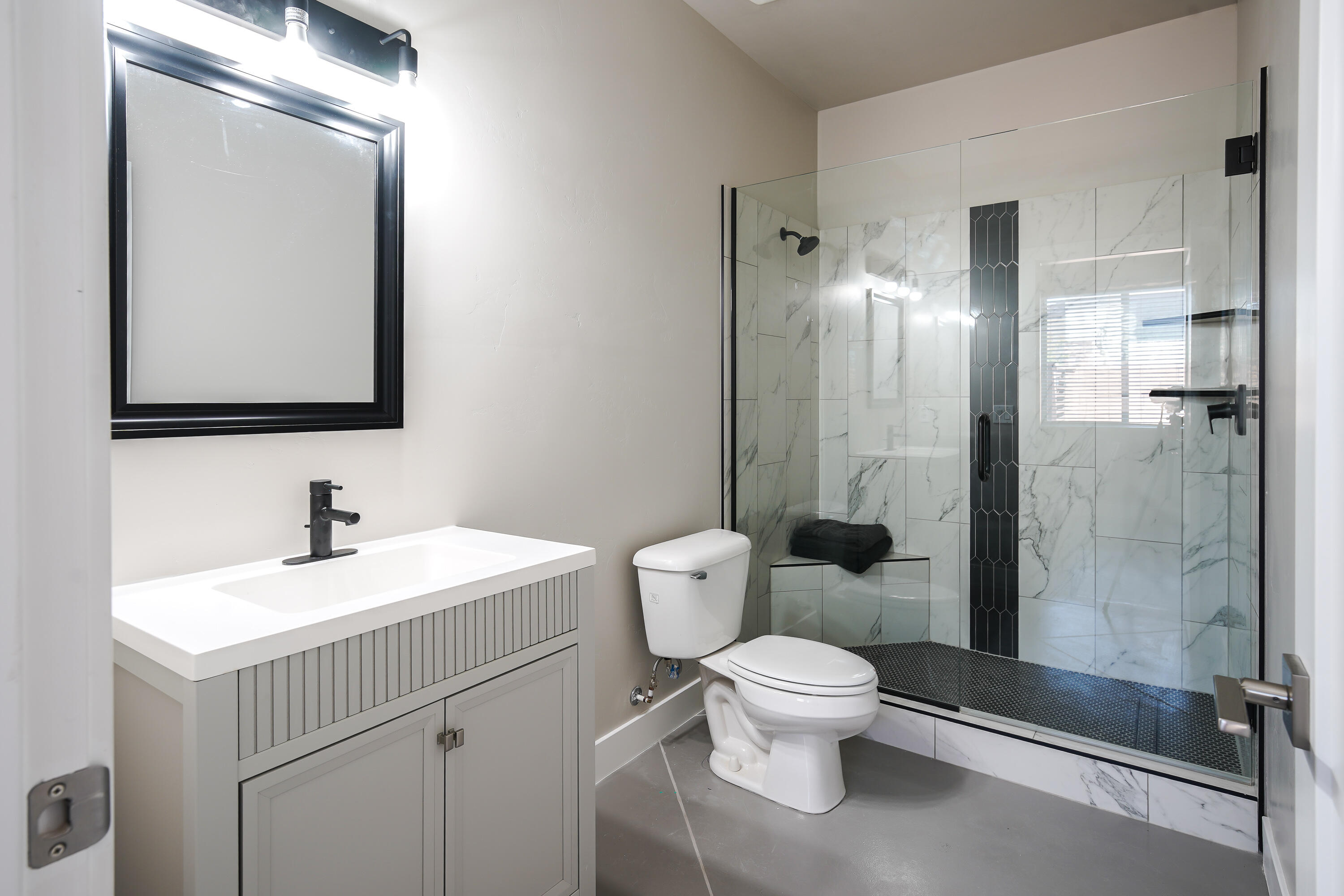 HIGH CHAPARRAL AT THE WASHINGTON BENCH - Residential