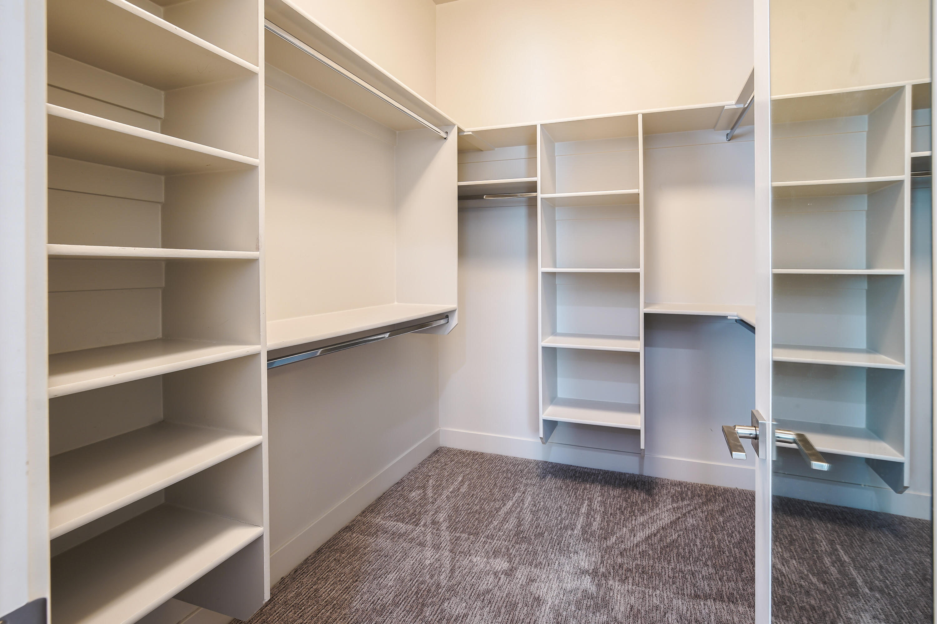 HIGH CHAPARRAL AT THE WASHINGTON BENCH - Residential