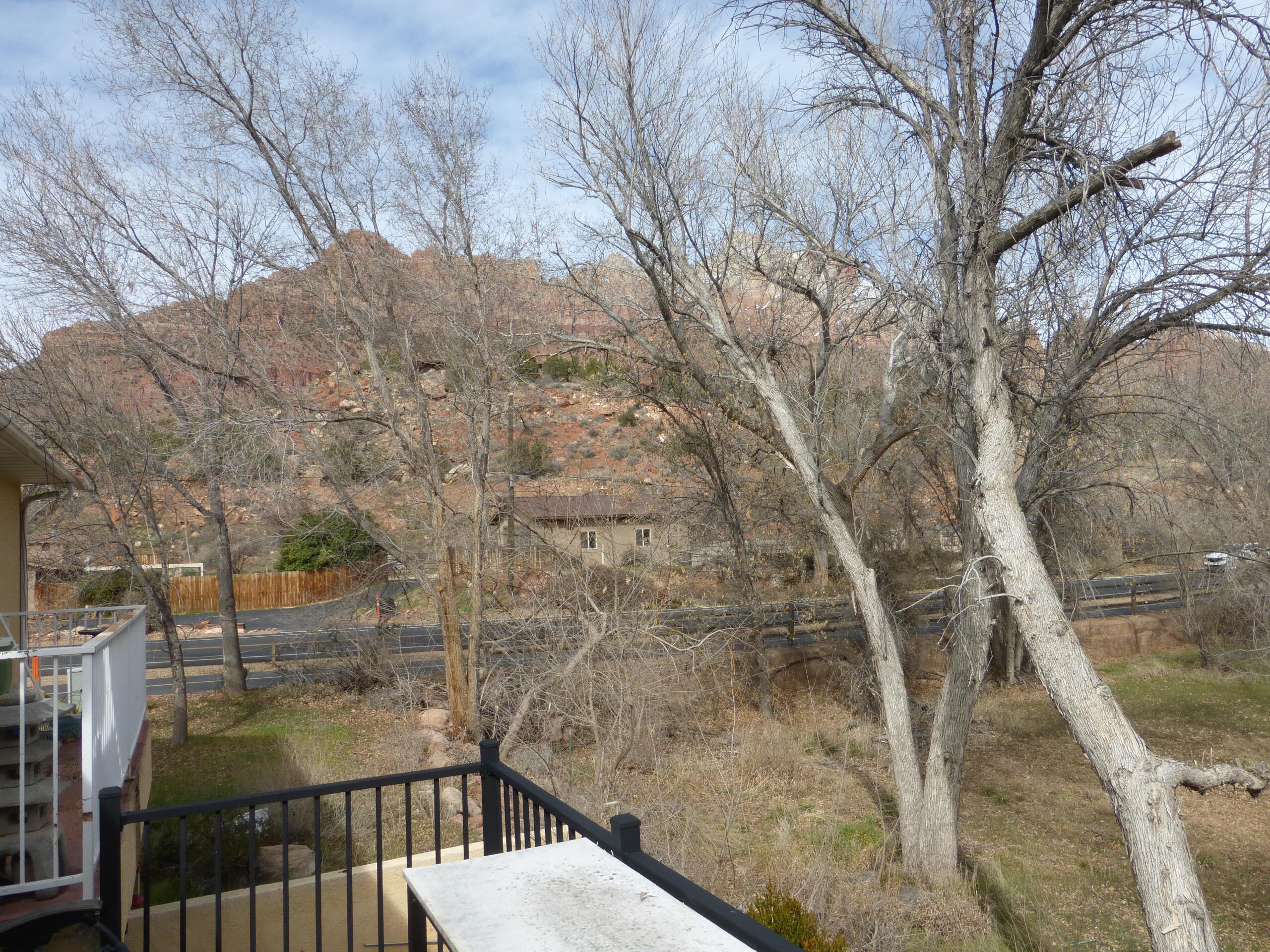 CANYON COTTONWOODS - Residential Income