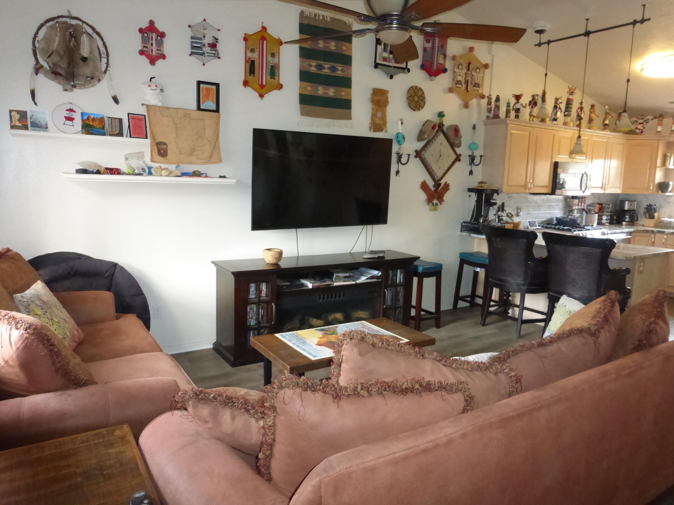 CANYON COTTONWOODS - Residential Income