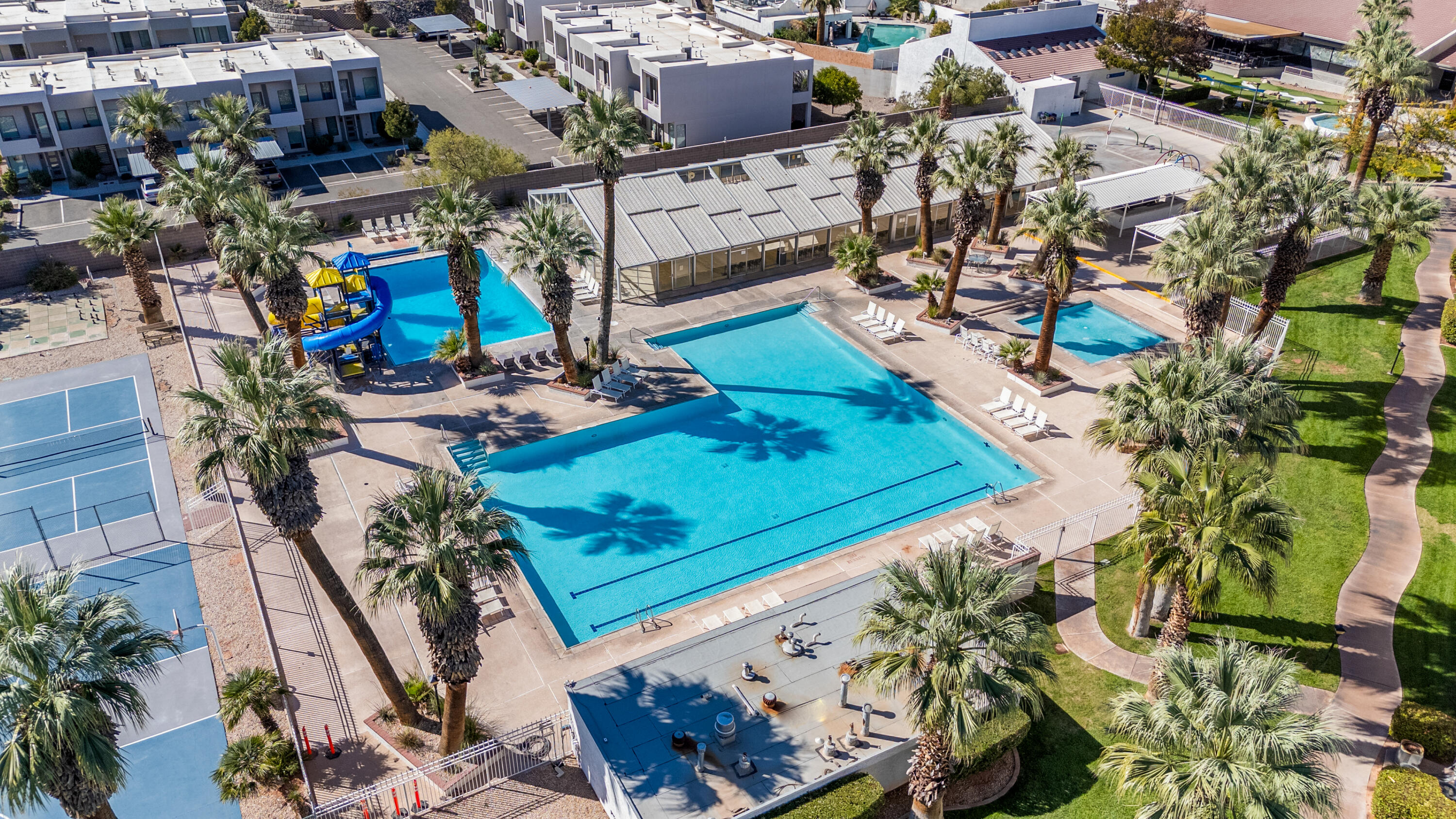 LAS PALMAS RESORT CONDOS - Residential