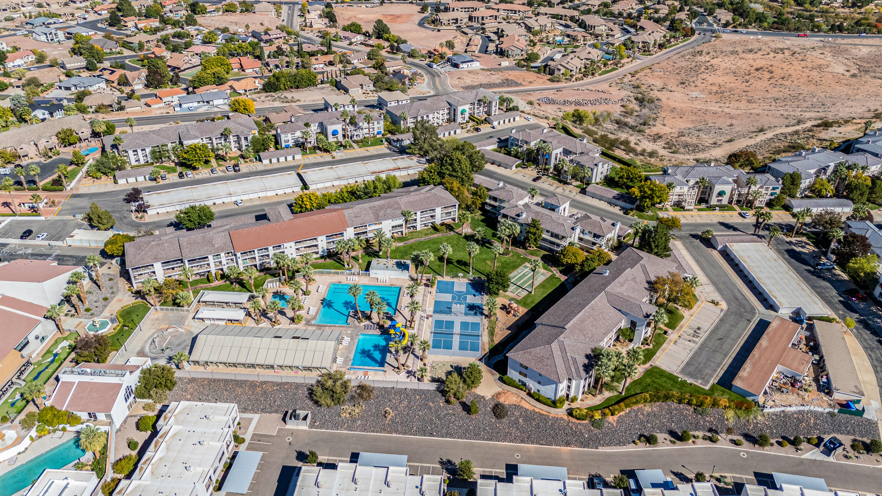 LAS PALMAS RESORT CONDOS - Residential