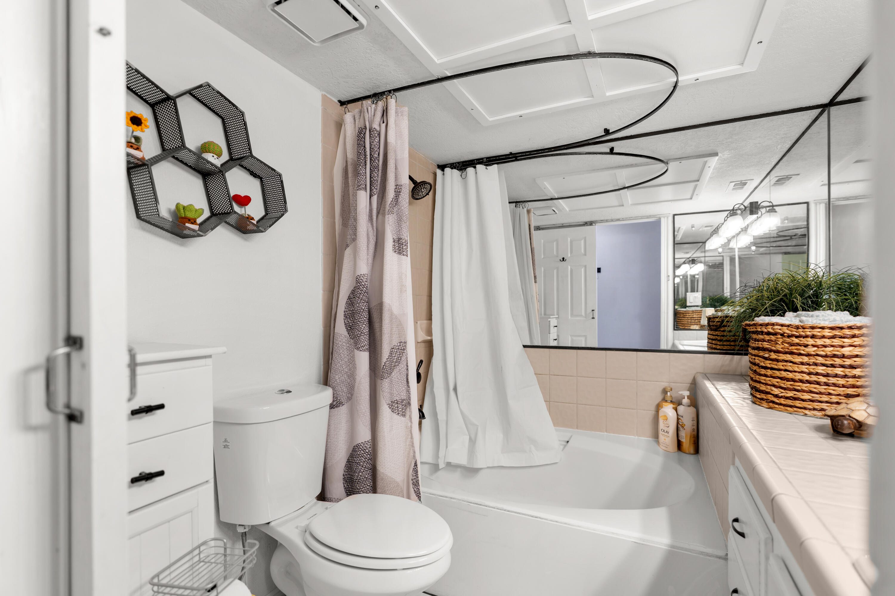 LAS PALMAS RESORT CONDOS - Residential