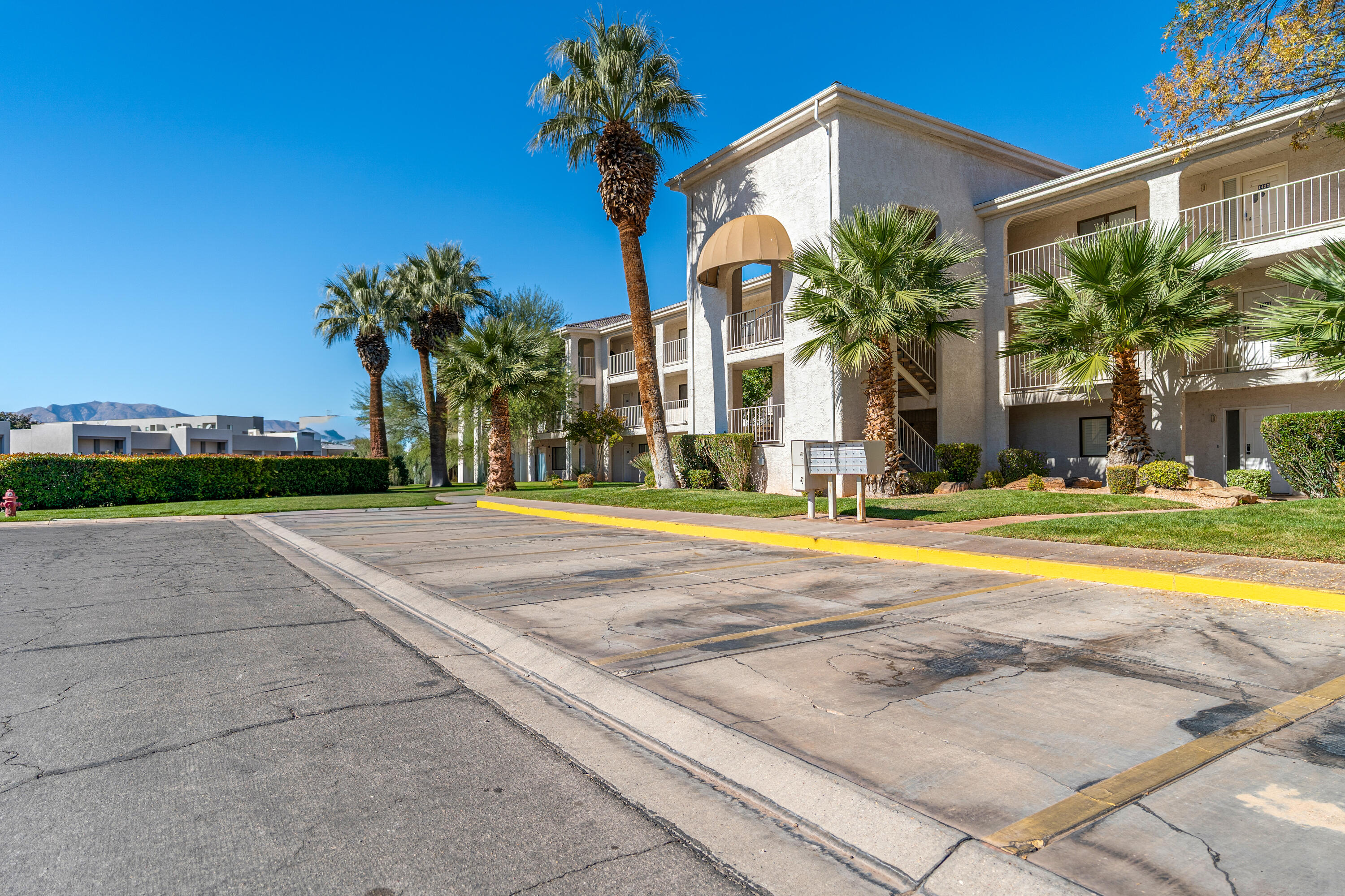 LAS PALMAS RESORT CONDOS - Residential