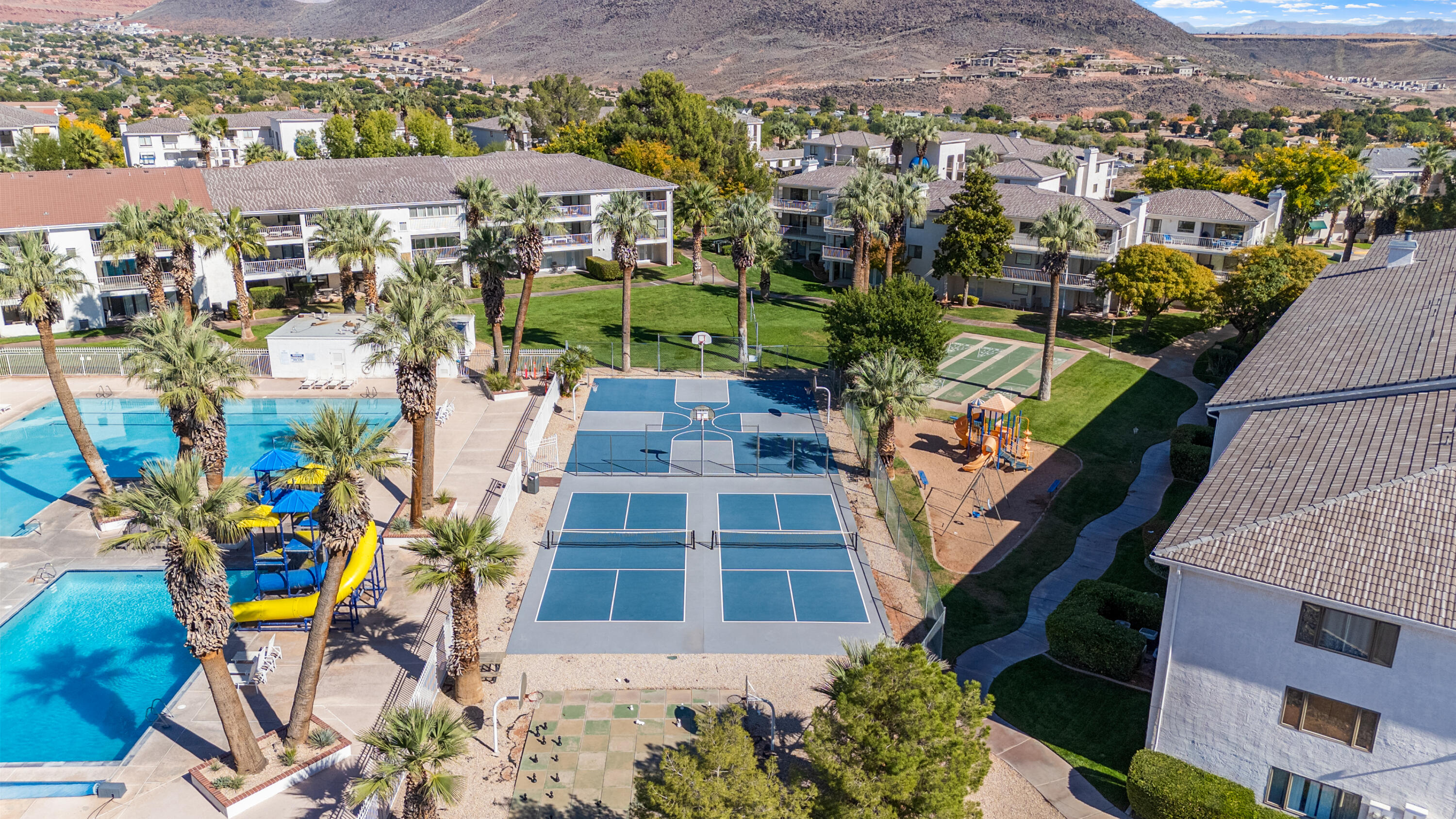 LAS PALMAS RESORT CONDOS - Residential